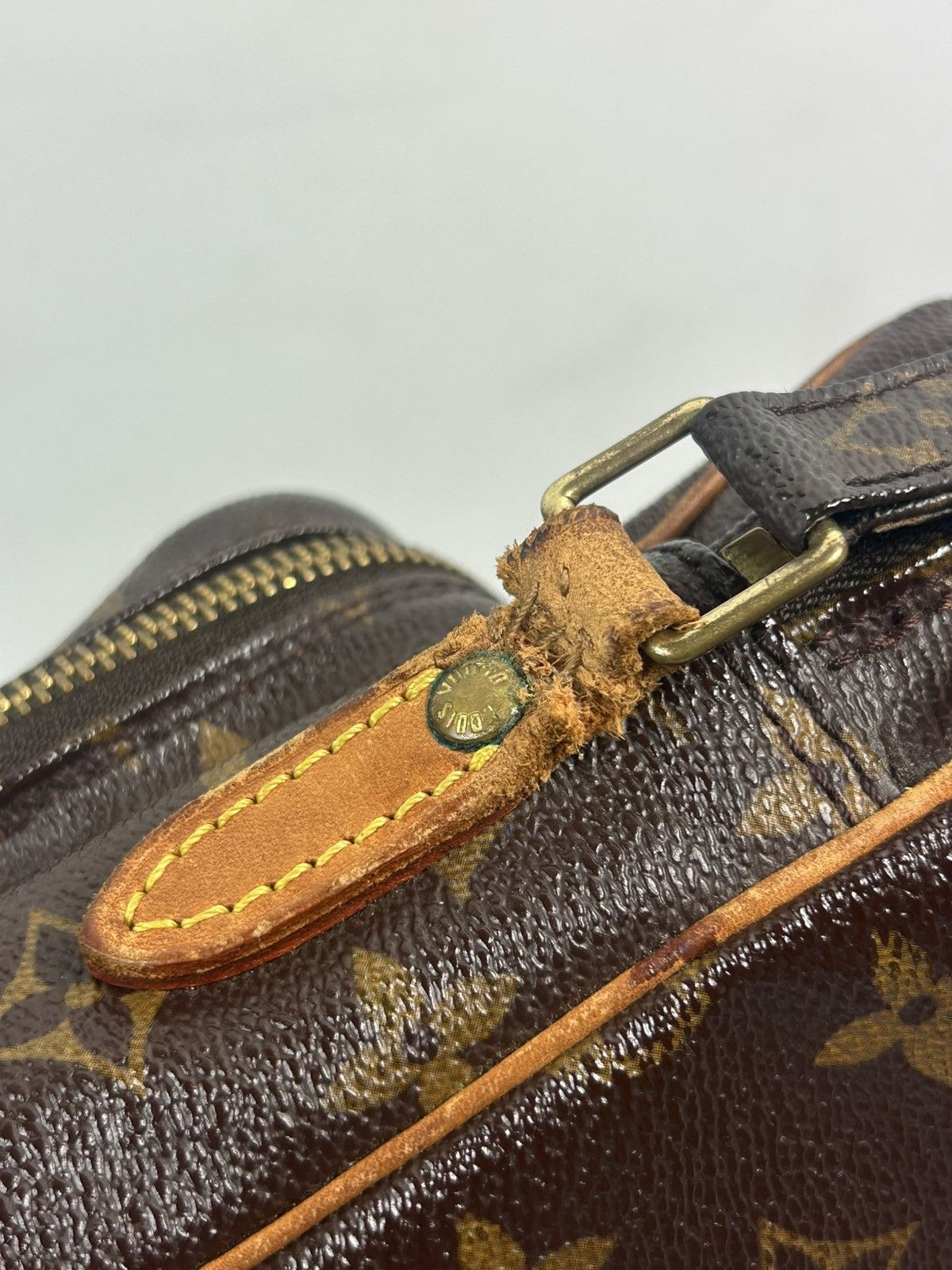 Louis Vuitton Louis Vuitton Monogram Danube Crossbody Bag Size ONE SIZE - 5 Thumbnail