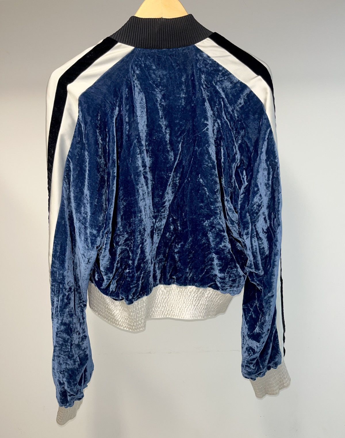 Off-White Off-White Navy Blue Velvet & Satin trim bomber jacket Size M / US 6-8 / IT 42-44 - 7 Thumbnail