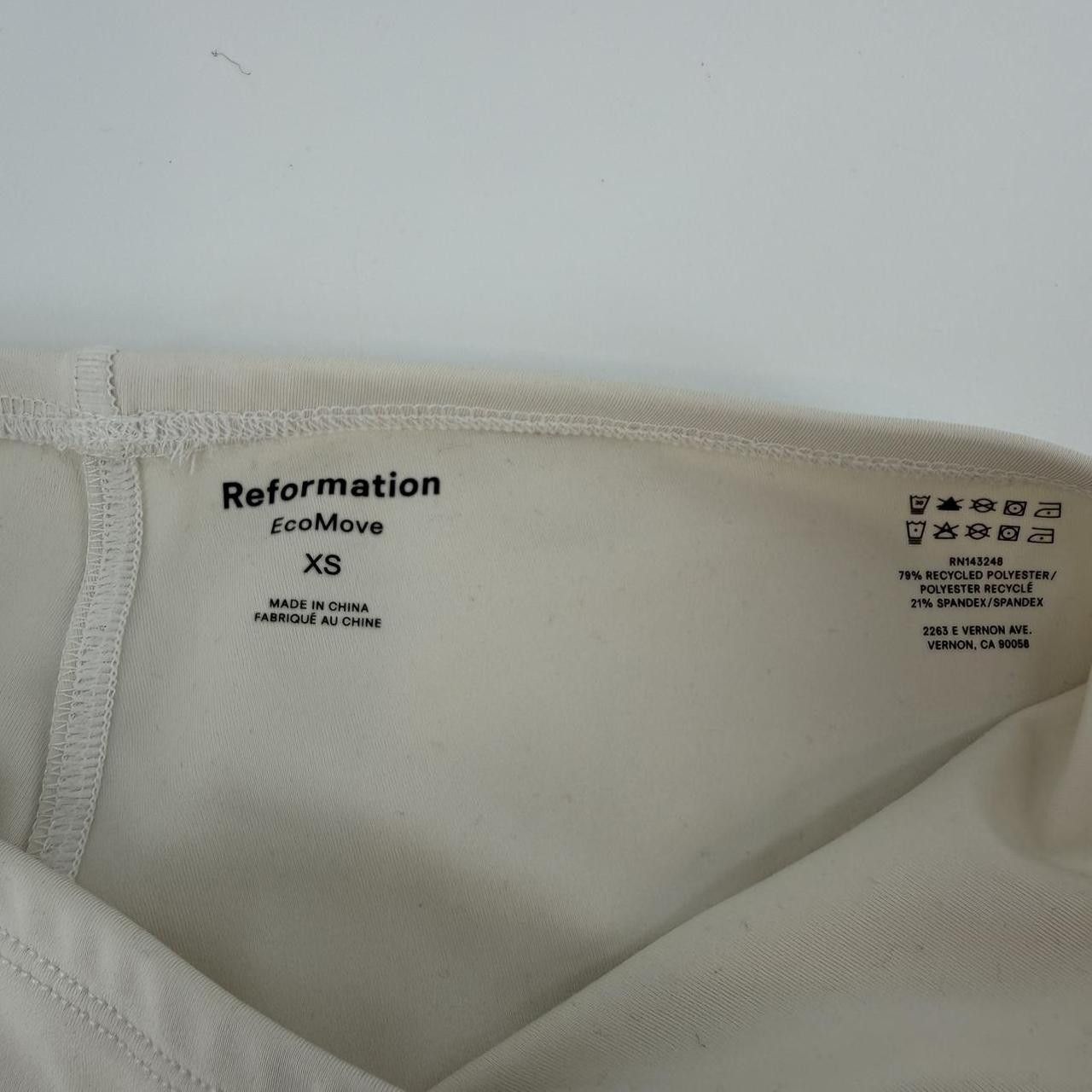 Reformation Reformations Ecomove Cream Shorts Size Size 26" / US 2 / IT 38 - 3 Thumbnail