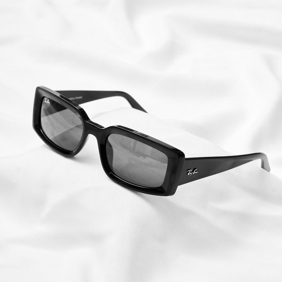 RayBan RAYBAN 0RB4395F 667771 SUNGLASSES Size ONE SIZE - 2 Thumbnail