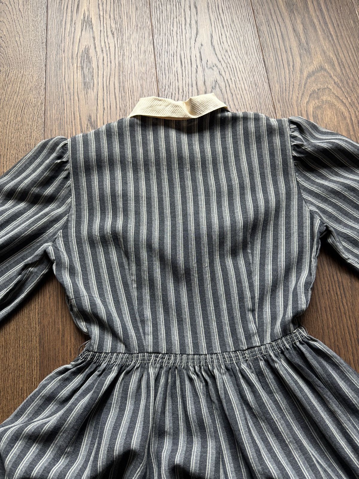 Vintage Vintage 50s Pinstripe Pointed Collared Dress Size S / US 4 / IT 40 - 9 Thumbnail