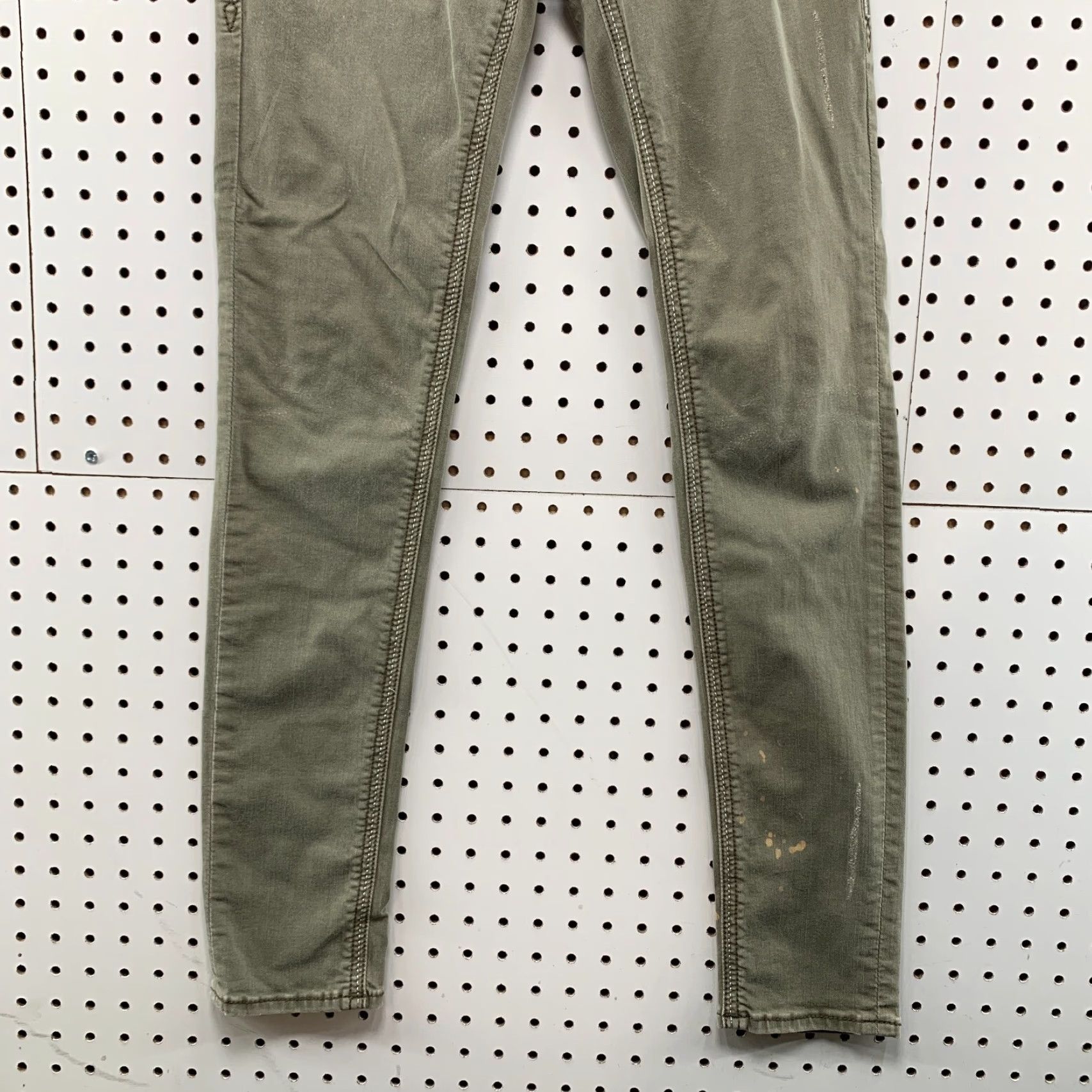 Vintage VINTAGE Rock Revival Skinny Jeans Womens Size 27 28x30 Gray Charcoal Wash Embroidered Slim Fit Stretch Size 27" / US 4 / IT 40 - 6 Thumbnail