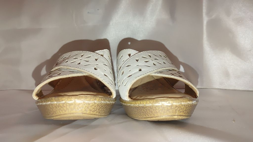 Born Born Canova Leather Wedge Sandal Size 8M Size US 8 / IT 38 - 4 Thumbnail