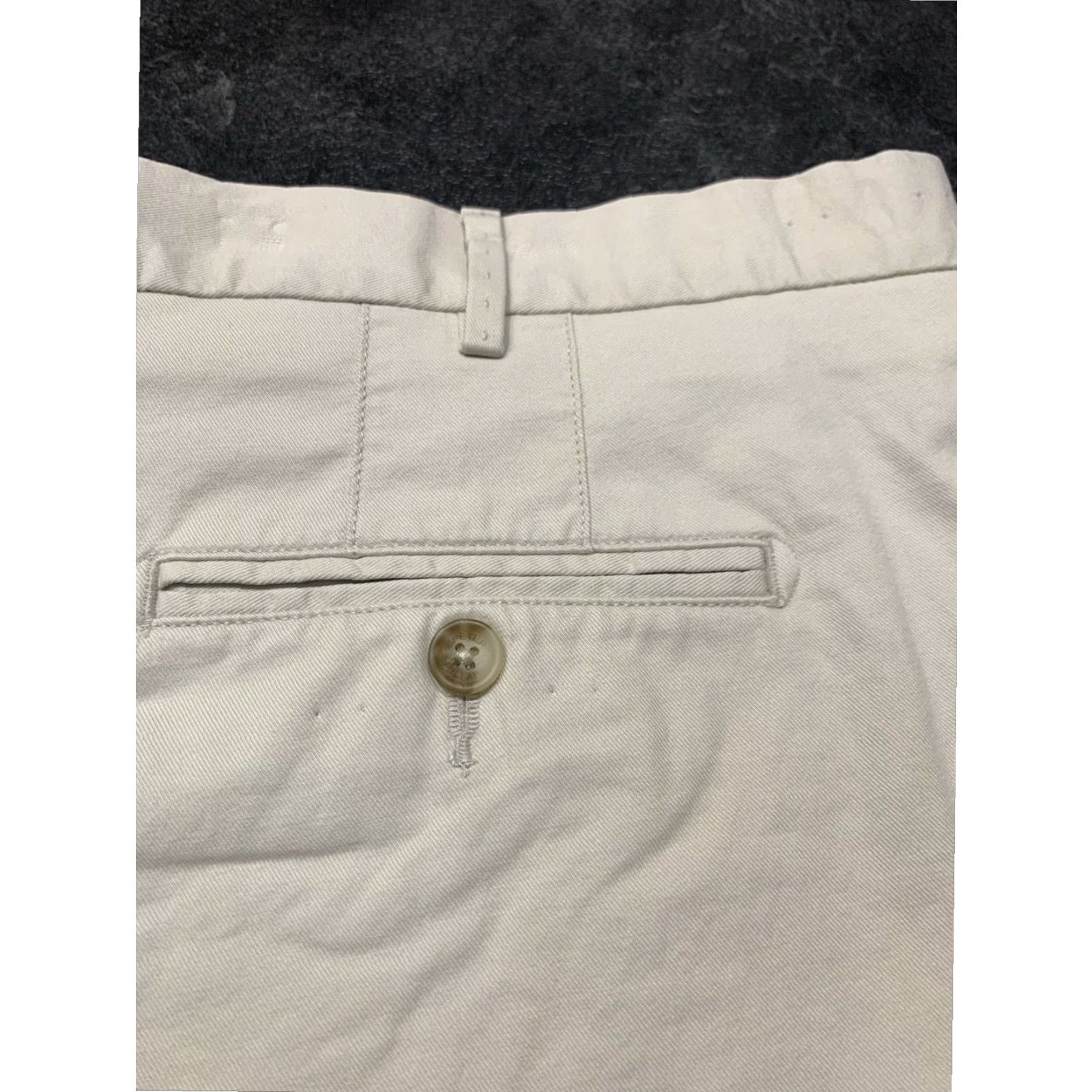 Peter Millar Peter Millar Golf Shorts Mens 44 Slim Fit Beige Chino Cotton Size US 44 / EU 60 - 3 Thumbnail