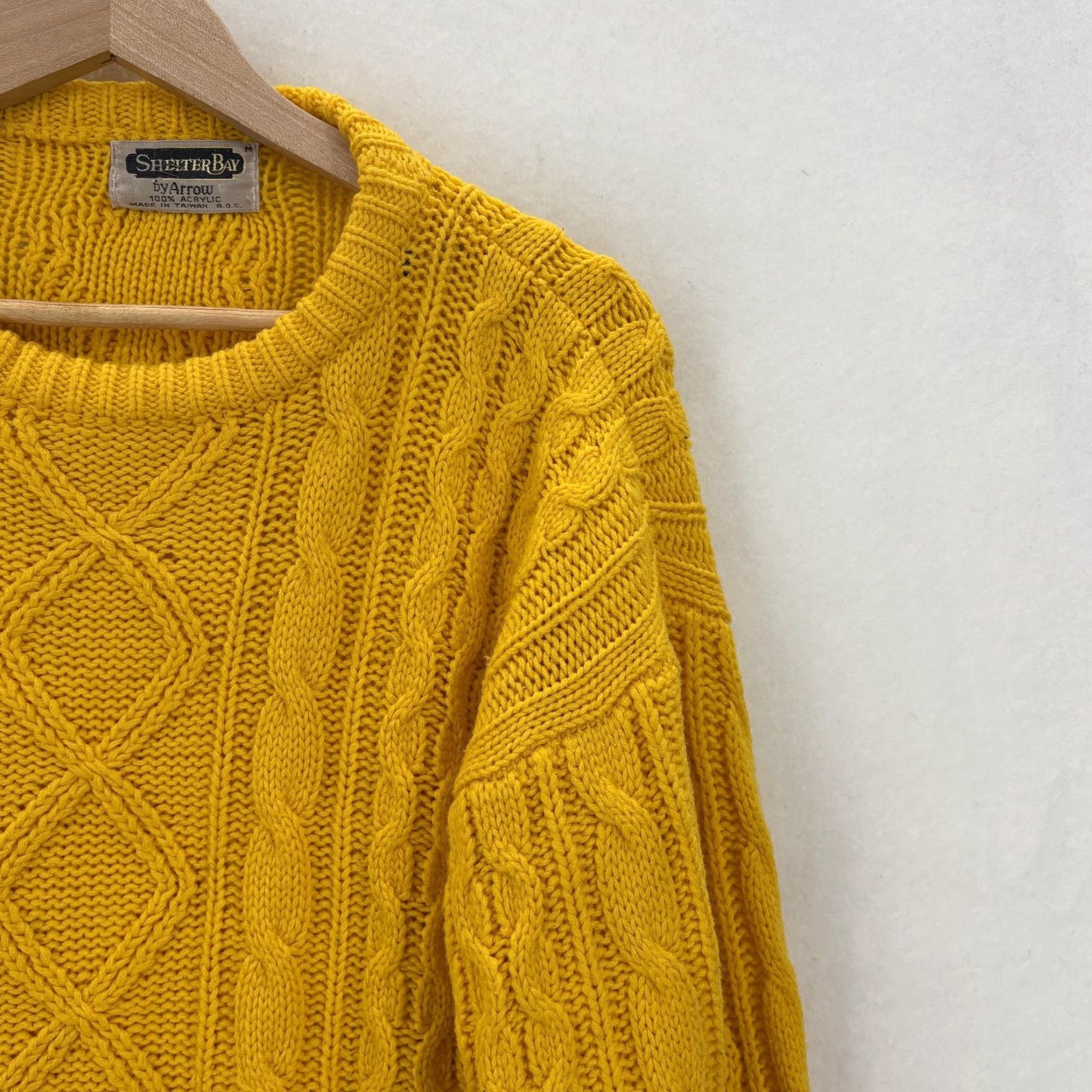 Arrow VINTAGE Shelter Bay by Arrow Sweater Mens Medium Yellow Cable-Knit Crew Neck 90s Fisherman Lightweight Knit Pullover Casual Size US M / EU 48-50 / 2 - 2 Thumbnail
