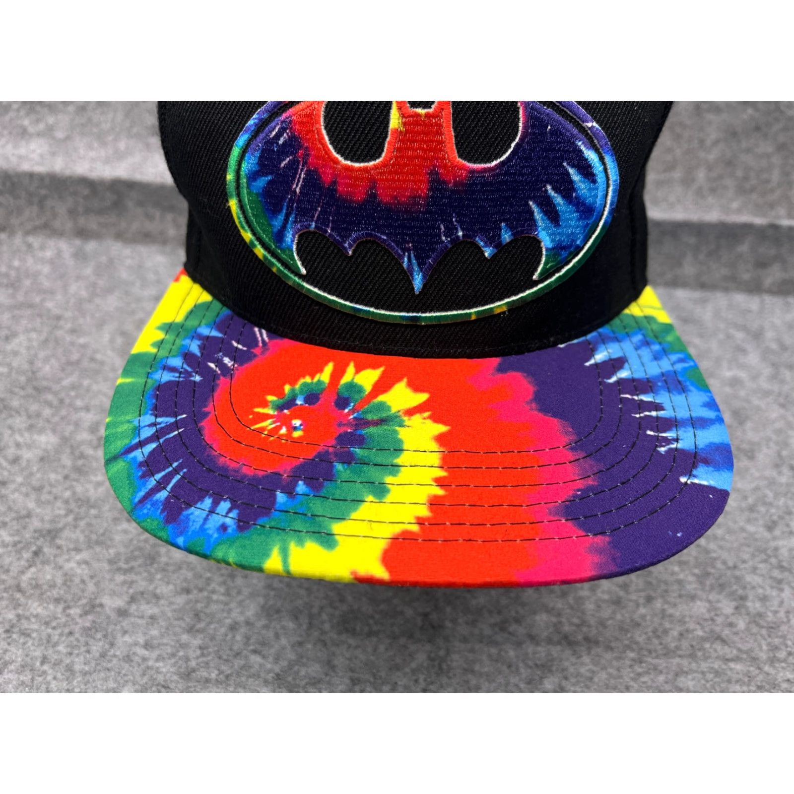 Vintage VINTAGE Batman Six Flags Hat Cap Snap Back Adult One Size Black Tie Dye Cotton Blend Size ONE SIZE - 3 Thumbnail
