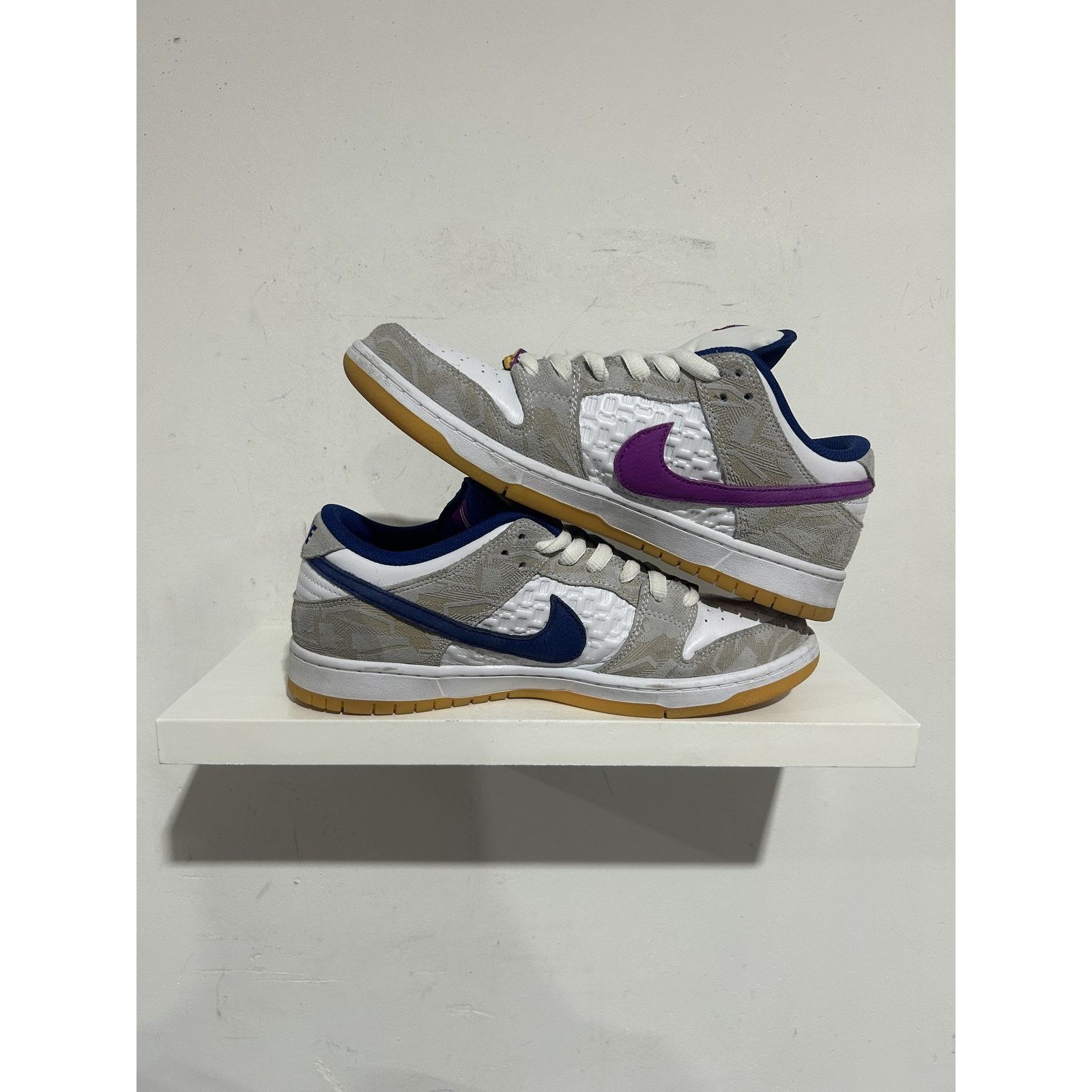 Nike NIKE SB DUNK LOW RAYSSA LEAL SIZE 10 PREOWNED Size US 10 / EU 43 - 3 Thumbnail