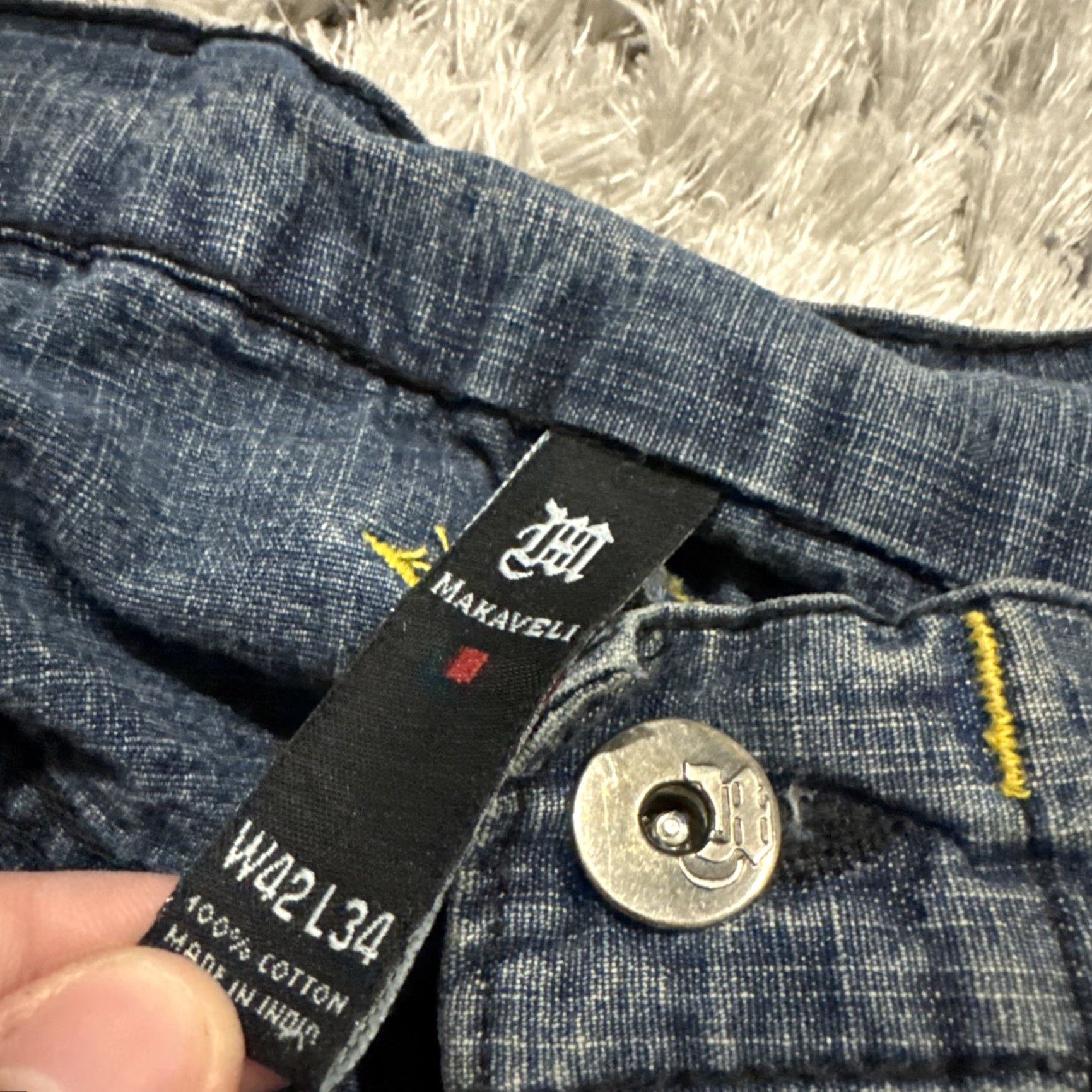 Vintage VINTAGE Makaveli Jeans Baggy 90s Dollar Bills Money Blue Denim Wide-Leg Men 42x34 Womens? Mens Size US 42 / EU 58 - 7 Thumbnail