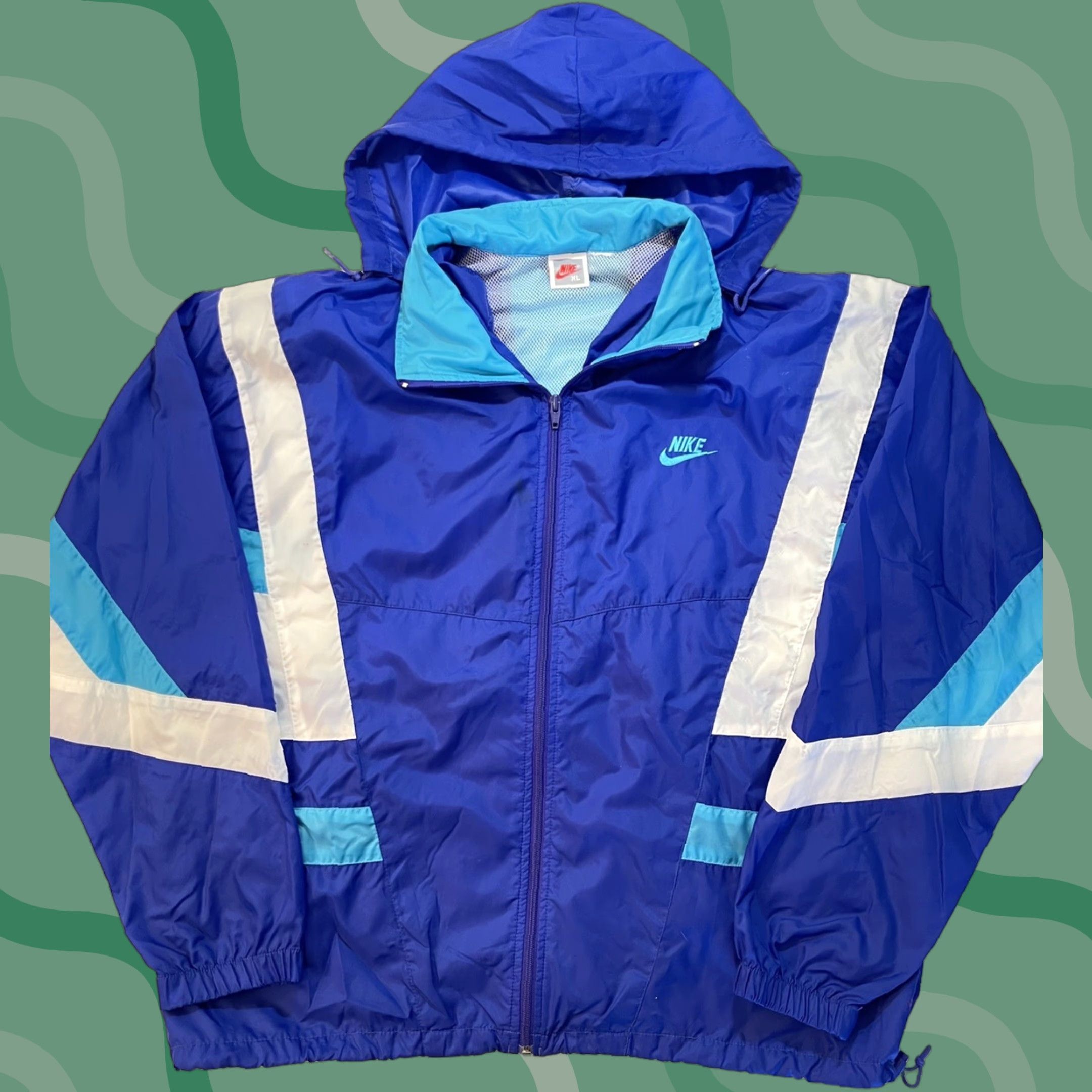 Nike VINTAGE Nike Mens 90s Spell Out Swoosh Windbreaker Jacket XL Blue Size US XL / EU 56 / 4 - 1 Thumbnail