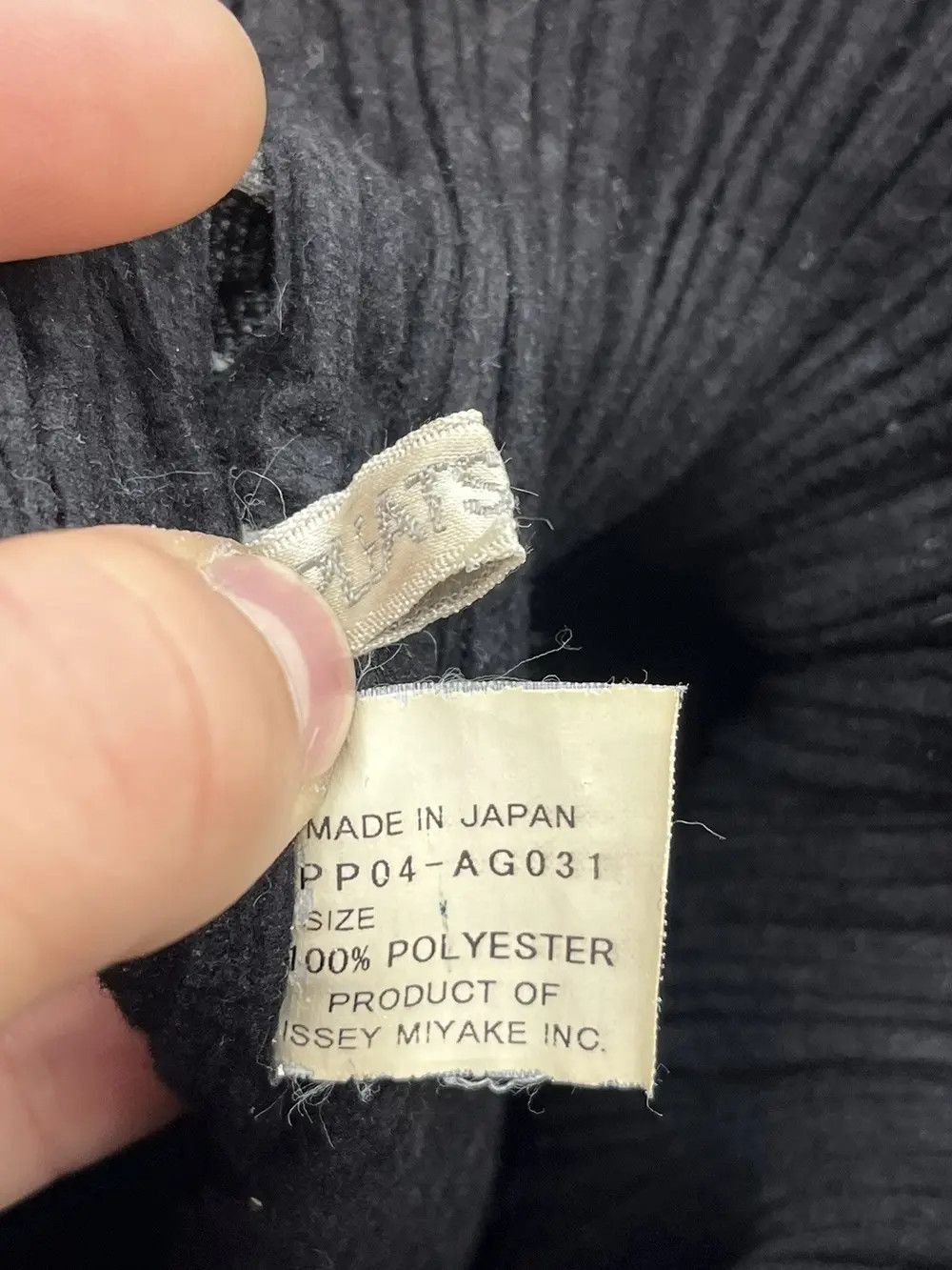 Issey Miyake SS00 Issey Miyake Pleats Please Black Bag Backpack Size ONE SIZE - 3 Thumbnail