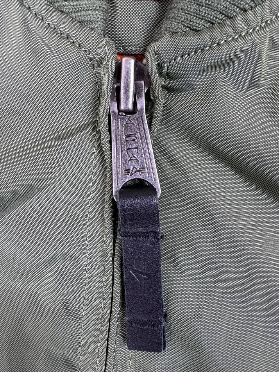 Alpha Industries W ALPHA INDUSTRIES PADDED BOMBER size M Size M / US 6-8 / IT 42-44 - 8 Thumbnail