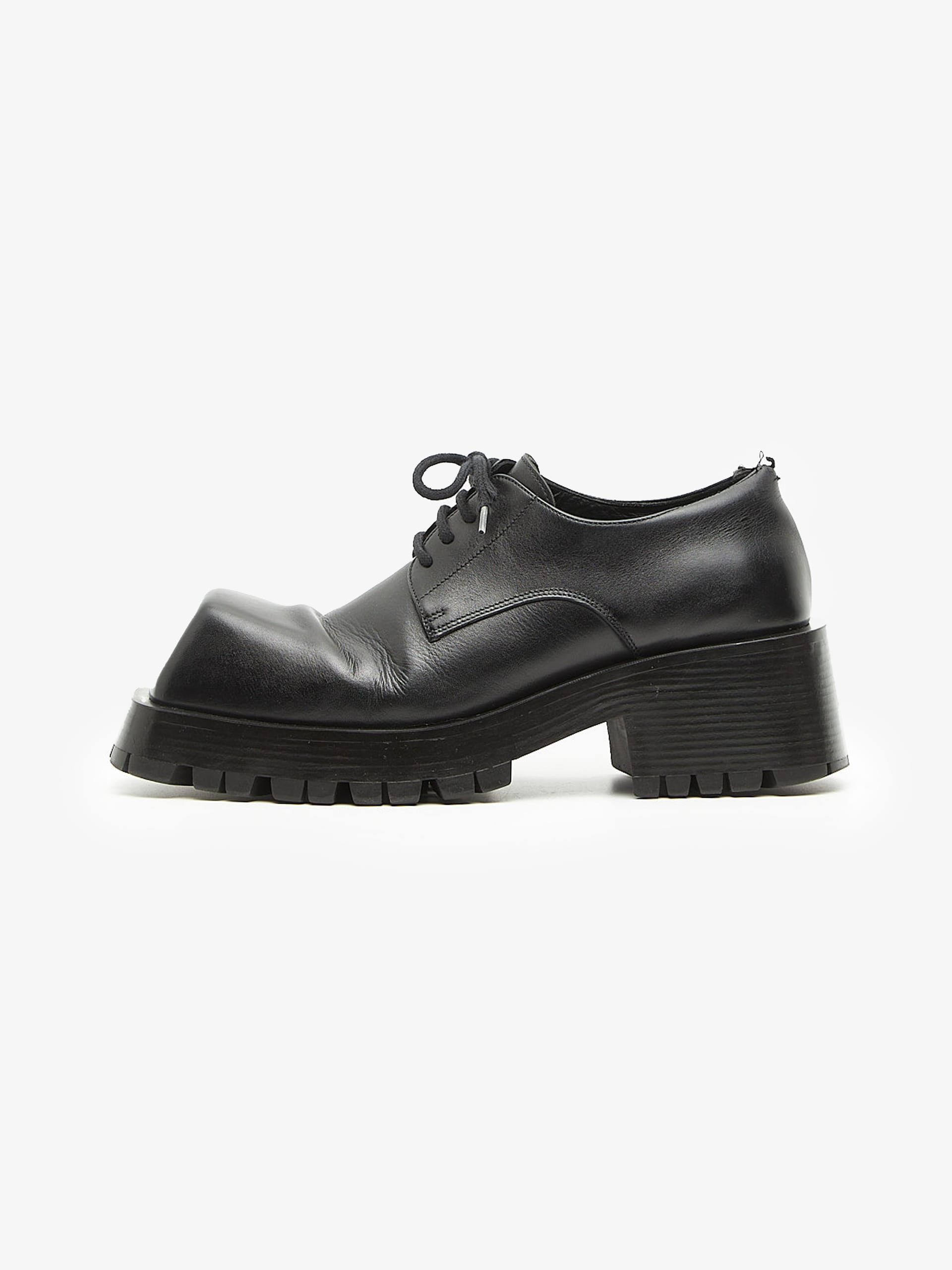 BALENCIAGA STRIKE PLATFORM DERBY レザー ローファー ロゴ 27678488_57428064_1000.jpg