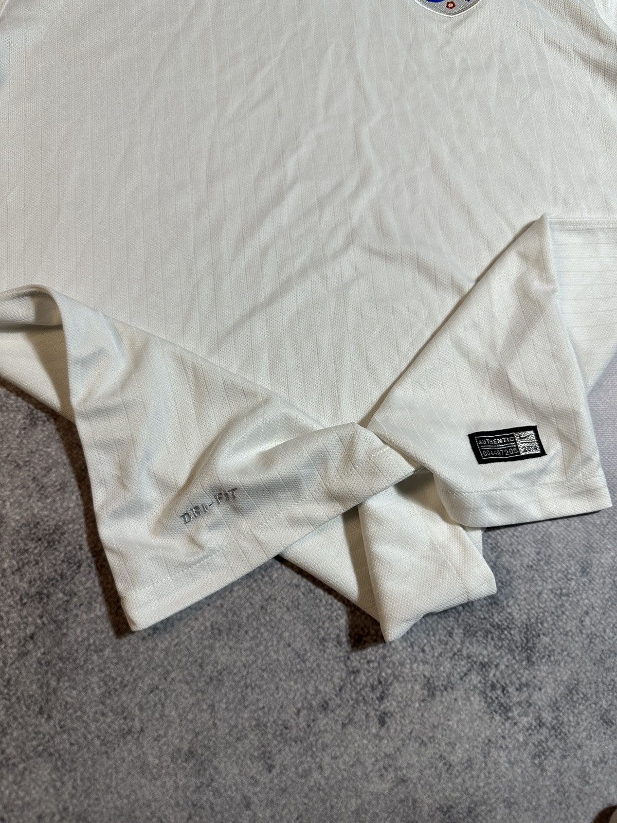 Nike Nike England Soccer Jersey Blokecore Rare Casual Style VTg Size US L / EU 52-54 / 3 - 3 Thumbnail