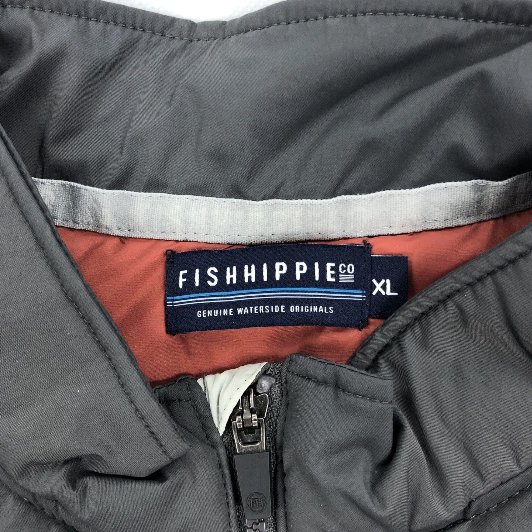 CO FISHHIPPIE CO Vest Puffer Full Zip Quilted Sleeveless XL Men Gray Orange Size US XL / EU 56 / 4 - 4 Thumbnail