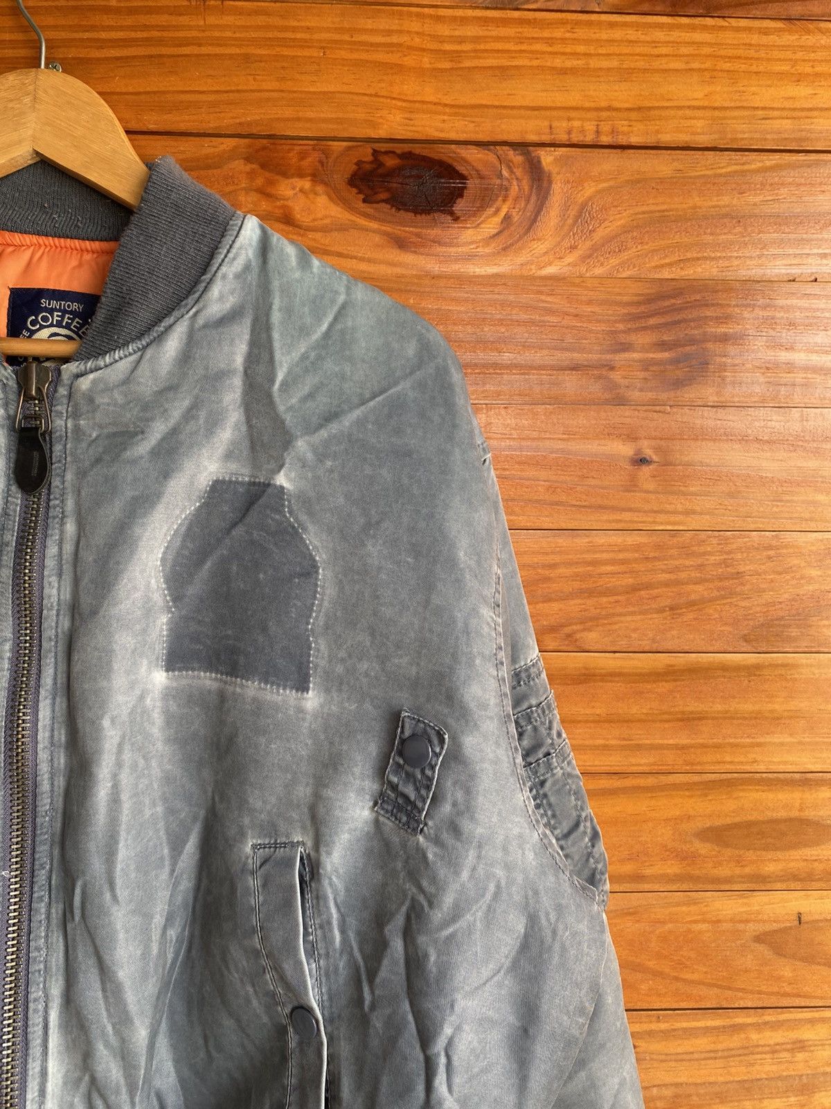 Japanese Brand Vintage Suntory Coffee Bomber Jacket Gray MA-1 Style Japan Size US L / EU 52-54 / 3 - 6 Thumbnail