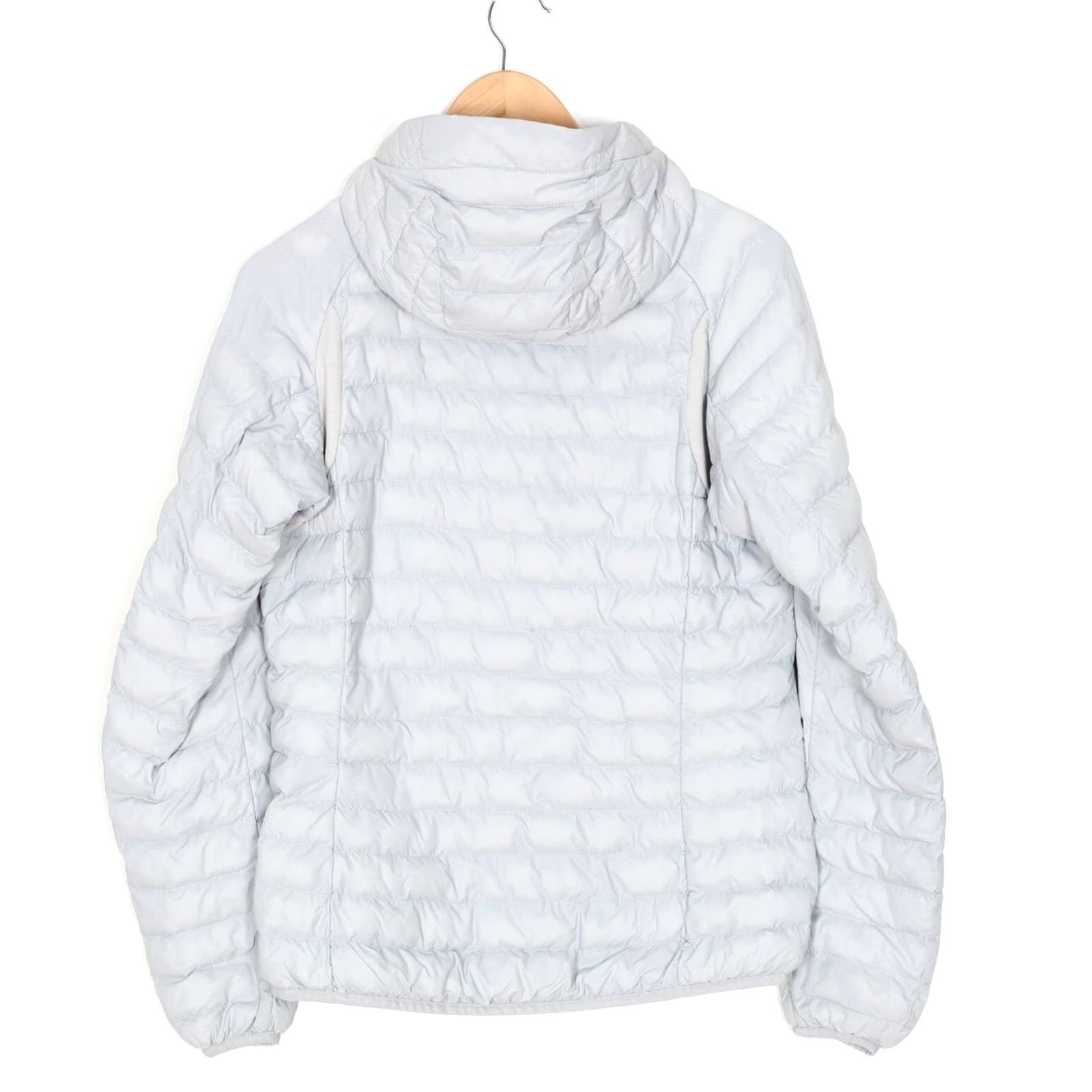 Vintage Haglöfs Essens Mimic Hooded Lightweight Jacket Women M Grey Hiking, Casual, Travel, Quilted, All Seasons Mens Womens Bags & Accessories Size M / US 6-8 / IT 42-44 - 3 Thumbnail