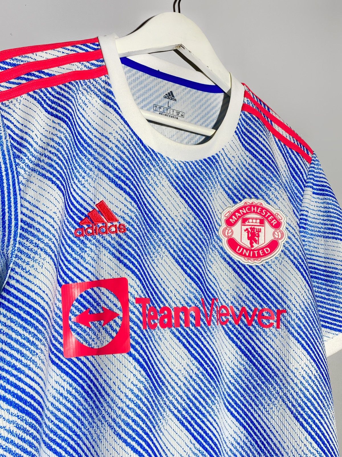 Adidas #7 Cavani Manchester United 2021/22 Away Football Shirt Size US L / EU 52-54 / 3 - 7 Thumbnail