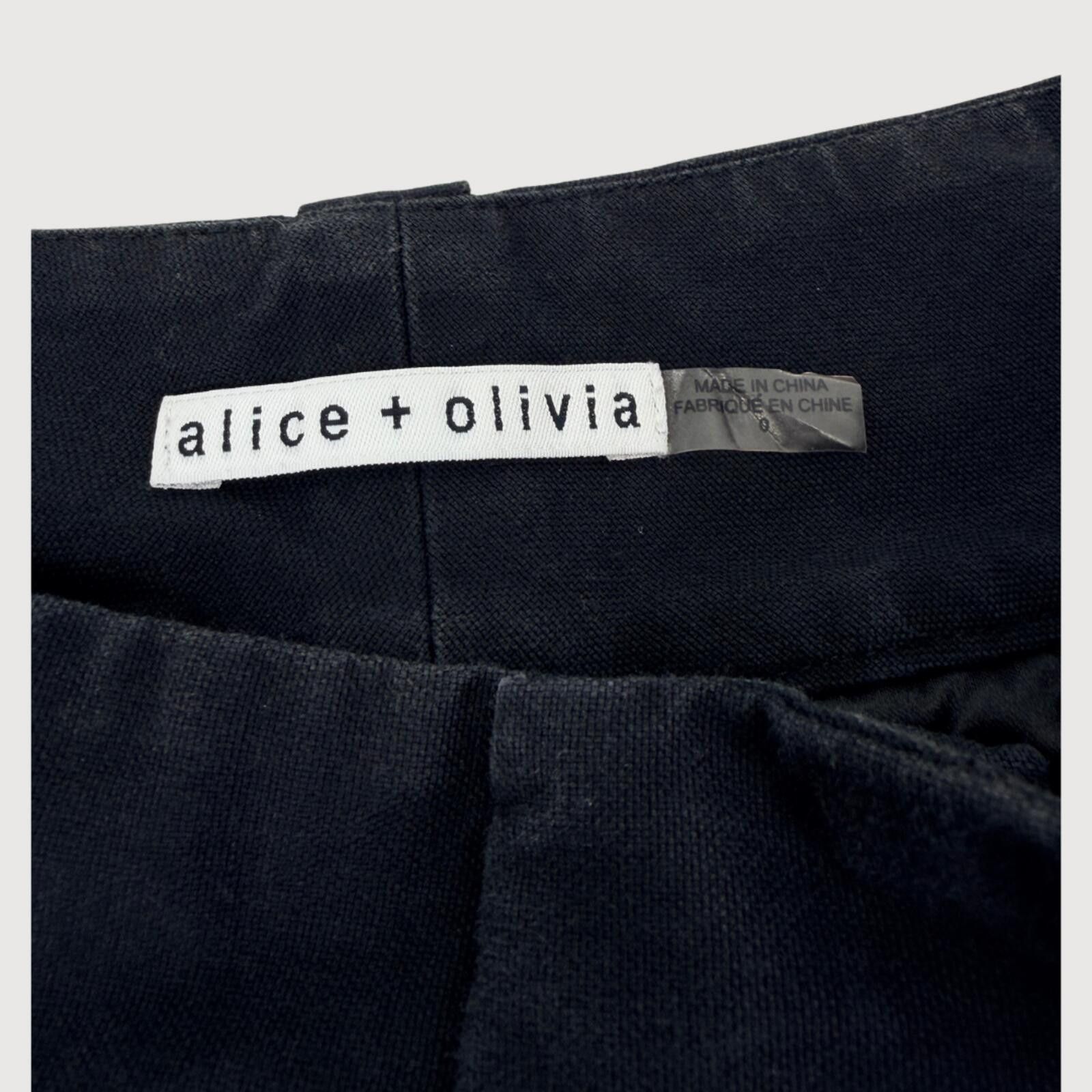 Other Alice & Olivia Cady Tailored Shorts Washed Black 0 Size 25" / US 0 / IT 36 - 4 Thumbnail