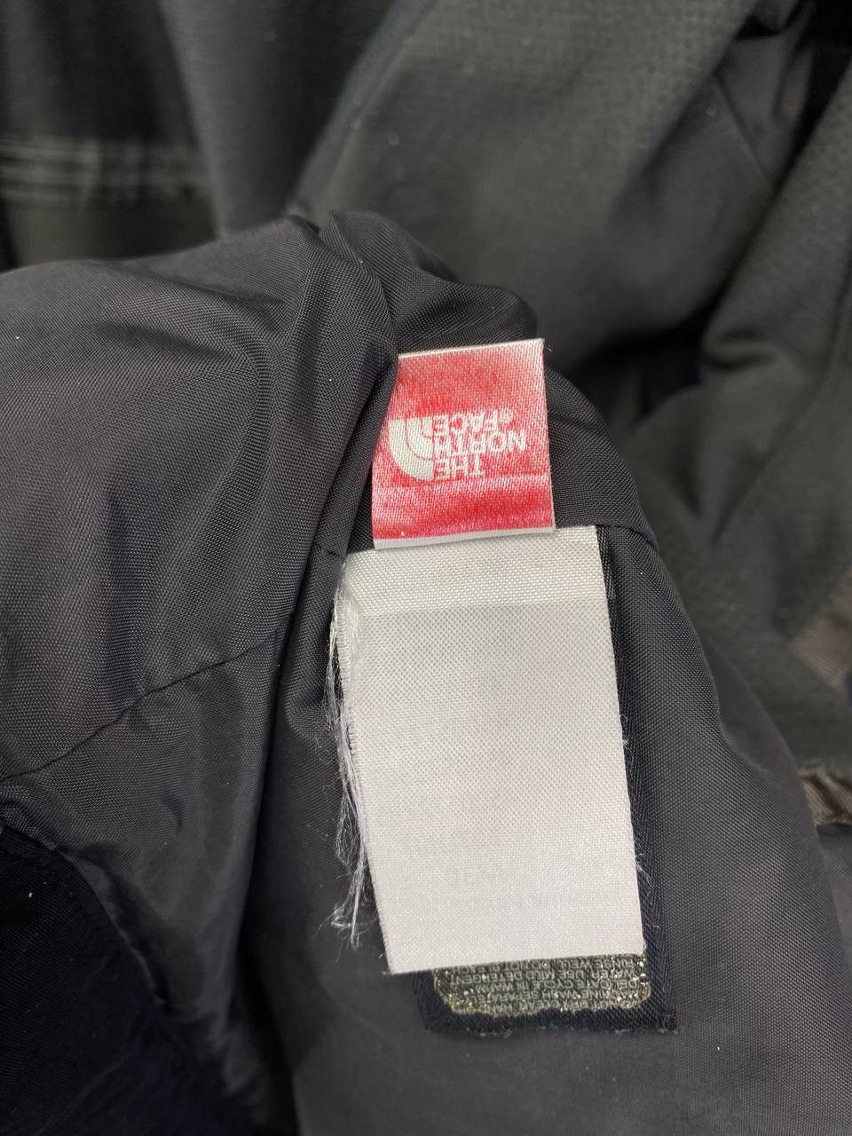 The North Face Vintage The North Face HyVent Light Jacket Size US S / EU 44-46 / 1 - 10 Thumbnail
