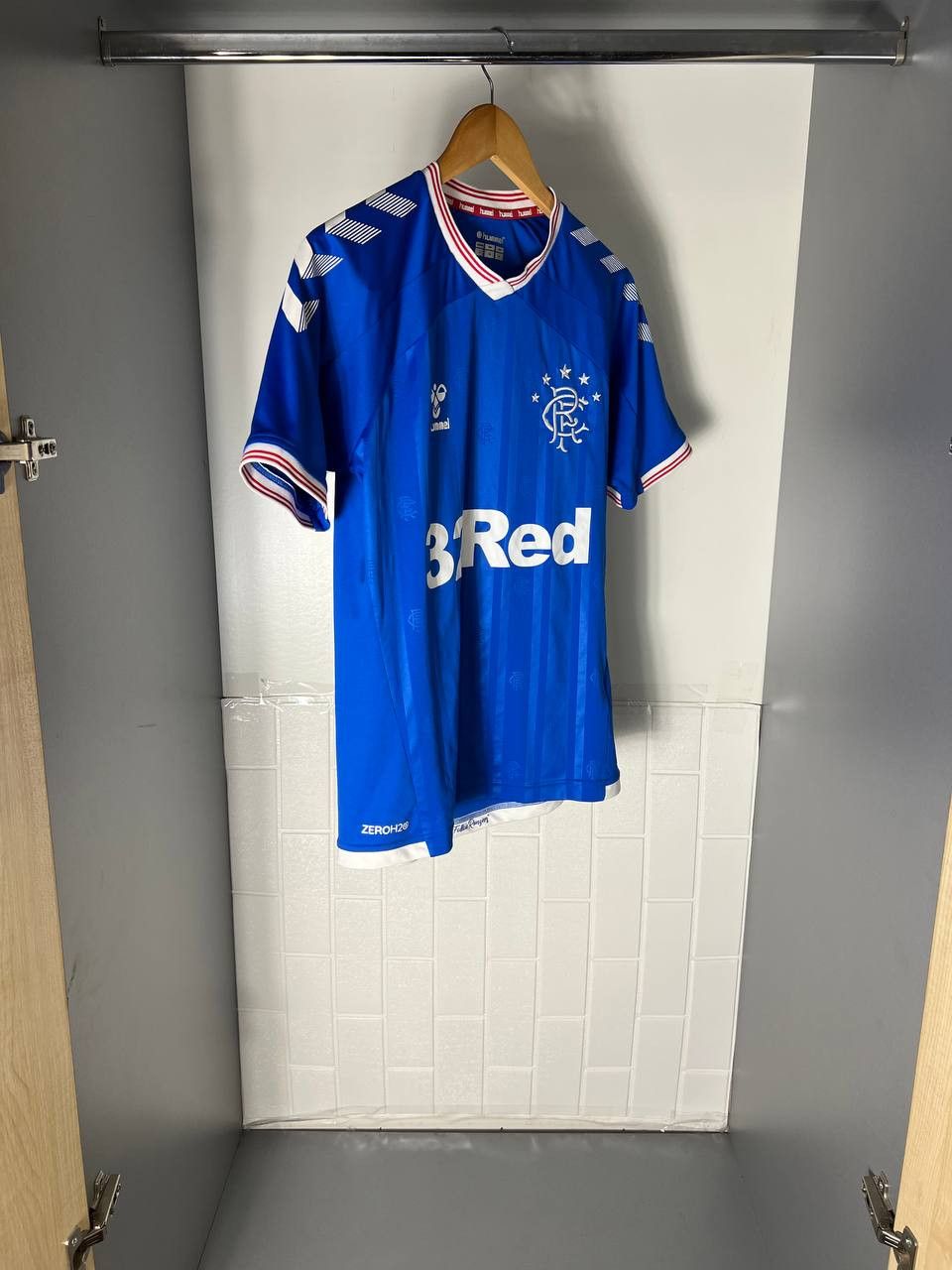 Hummel VINTAGE HUMMEL FC RANGERS SCOTLAND SOCCER JERSEY RETRO Y2K Size US S / EU 44-46 / 1 - 5 Thumbnail