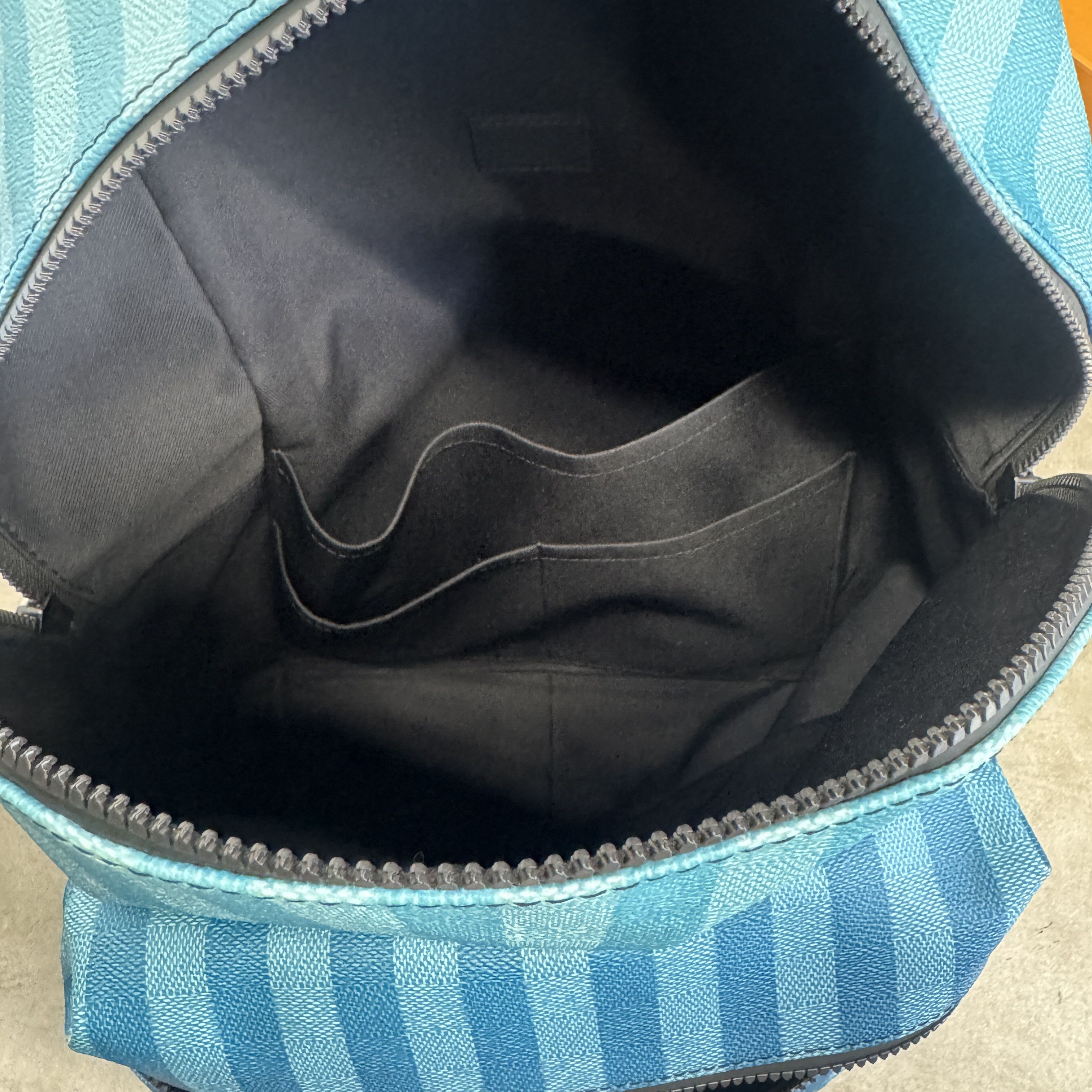 Louis Vuitton Louis Vuitton M59913 Discovery Backpack In Blue RRP £2290 Size ONE SIZE - 9 Thumbnail