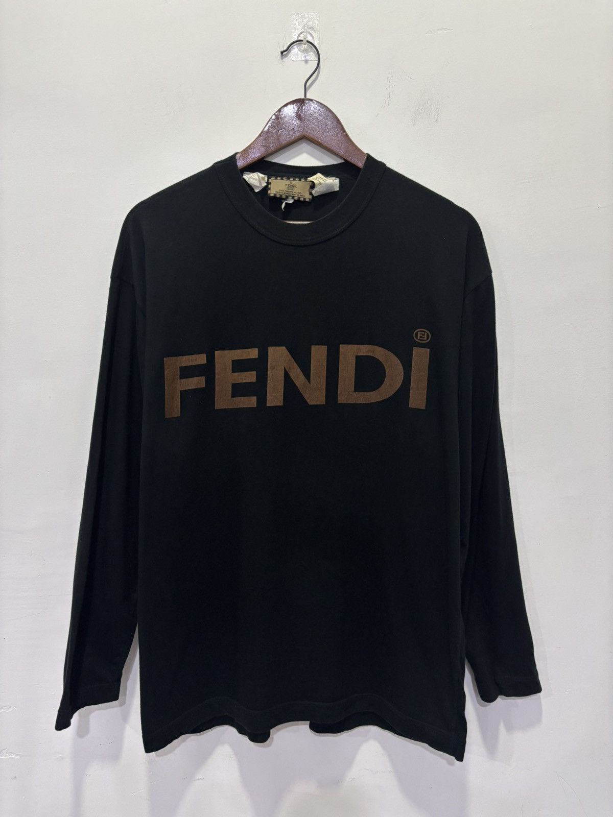 Fendi Fendi Longsleeve Tshirt Size US XL / EU 56 / 4 - 1 Thumbnail