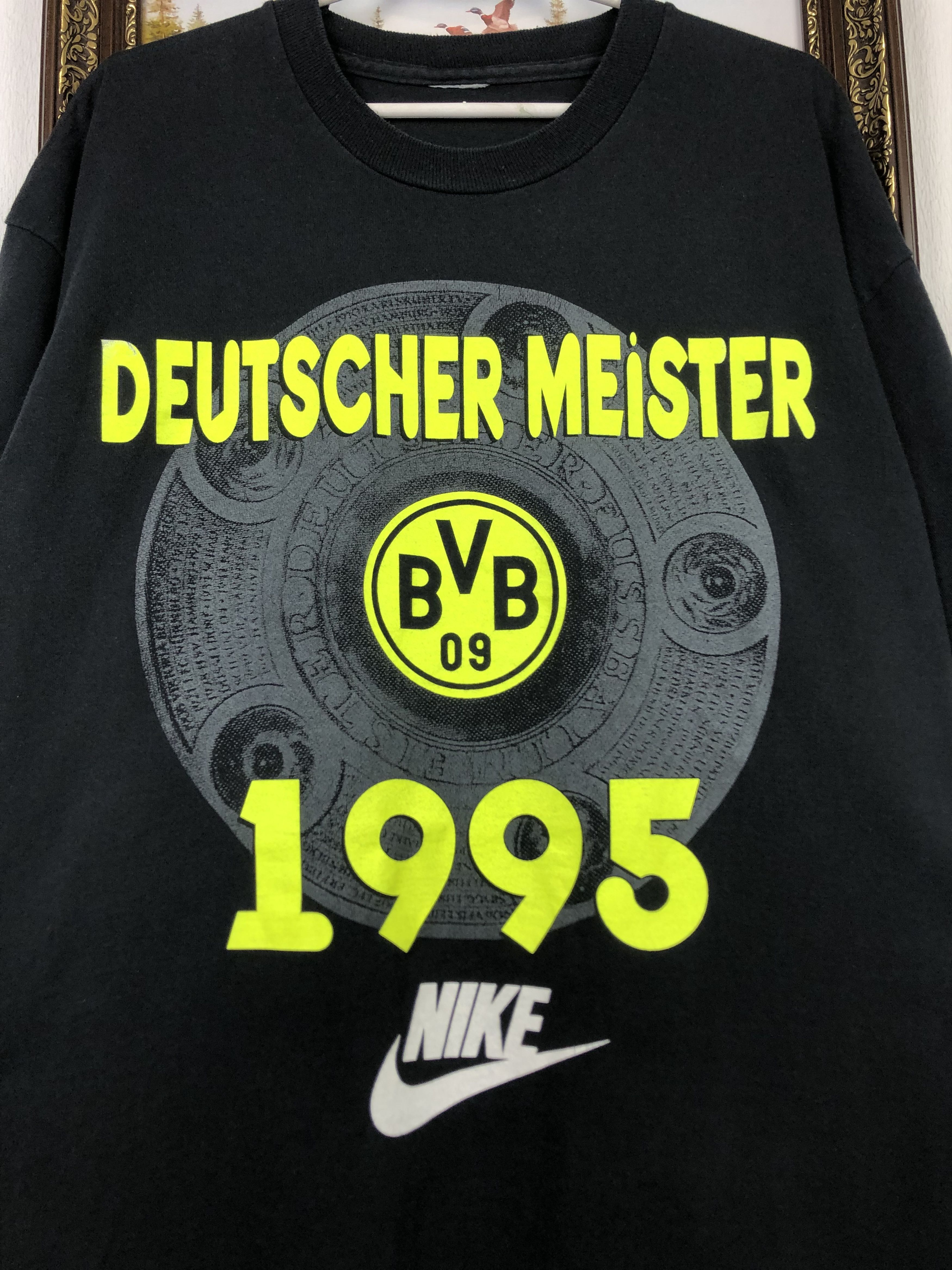 Nike Vintage Nike Deutscher Meister Borussia Dortmund Shirt Tee Size US XL / EU 56 / 4 - 3 Thumbnail