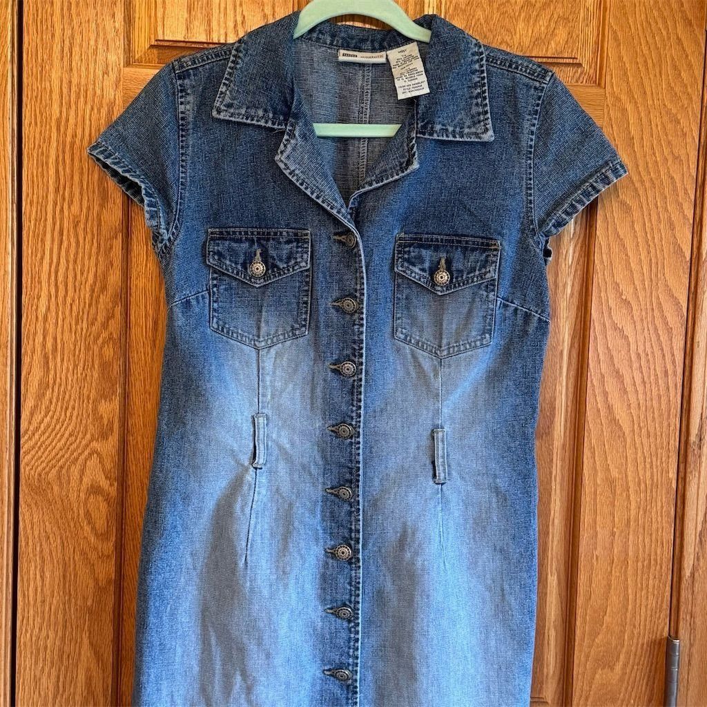 Faded Glory Faded Glory Women's Size 8 Blue Denim Midi Dress Short Slee Size M / US 6-8 / IT 42-44 - 2 Thumbnail