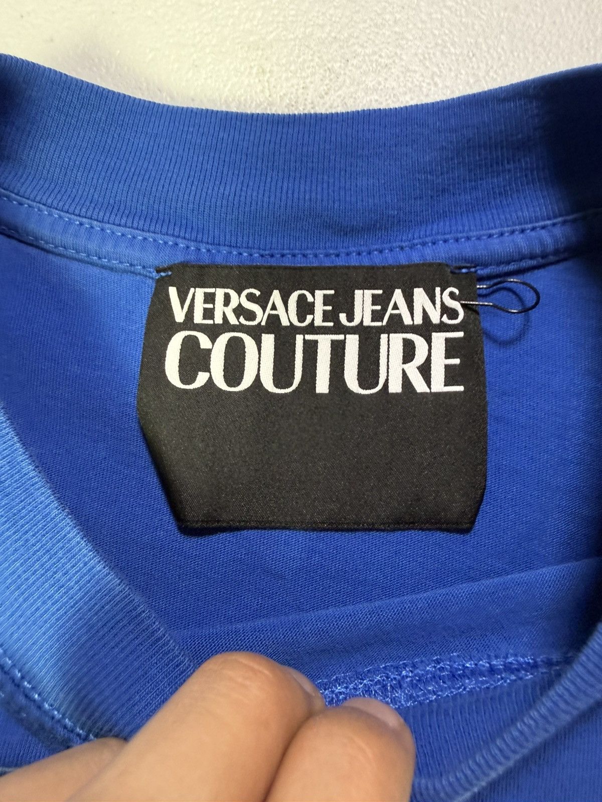 Versace VERSACE JEANS COUTURE Box Logo Graphic Tee Sz M Size US M / EU 48-50 / 2 - 5 Thumbnail