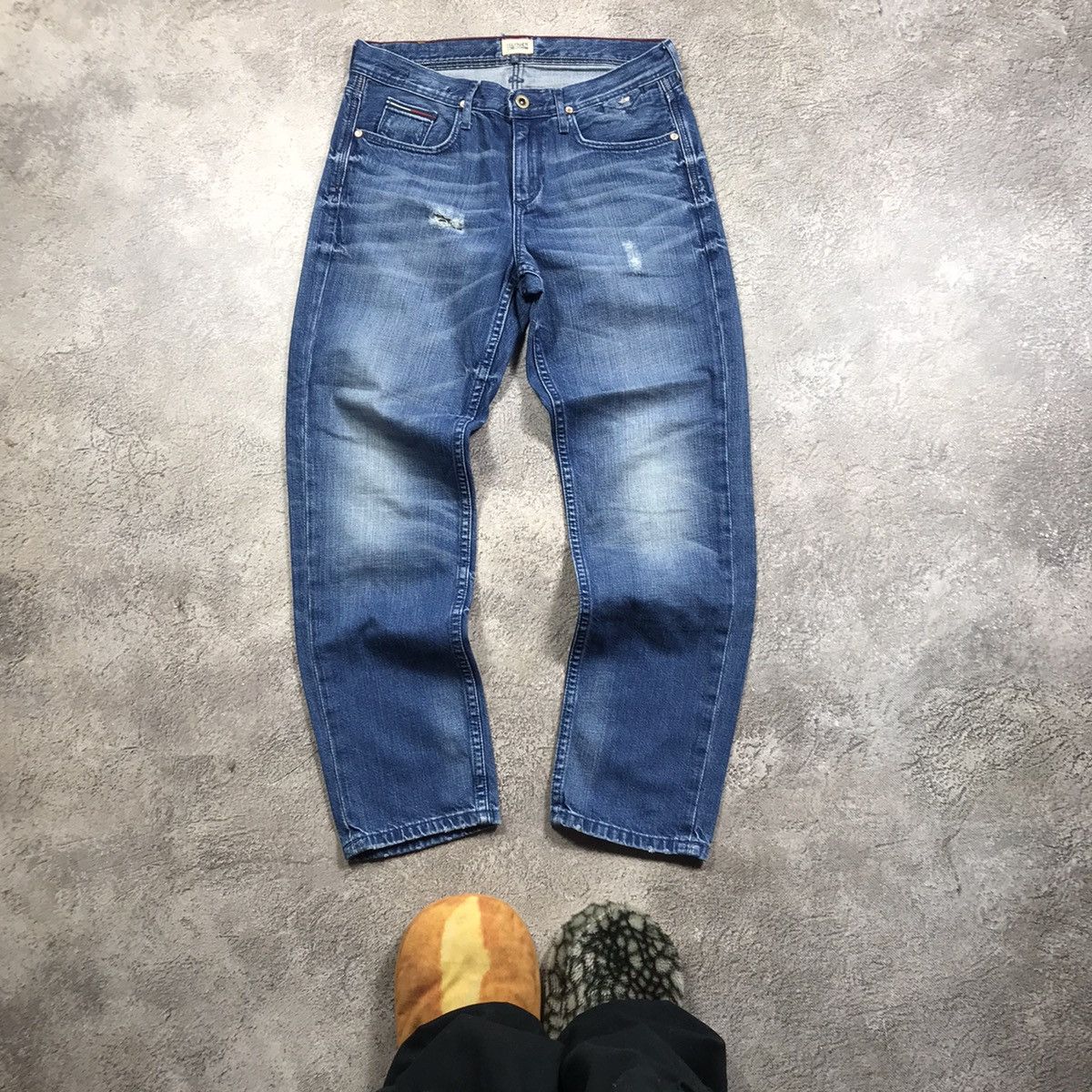 Vintage vintage tommy hilfiger denim jeans distressed flared 90s Size US 26 / EU 42 - 2 Thumbnail