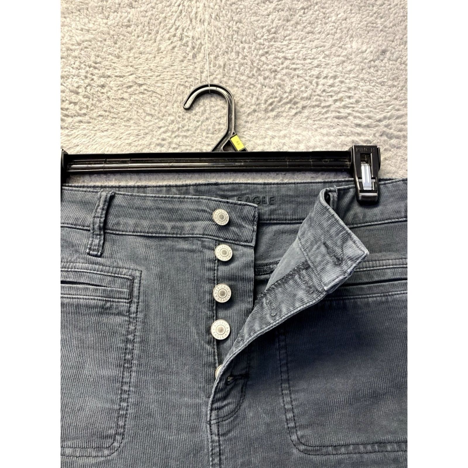 American Eagle Outfitters American Eagle Outfitters Pants Women’s 16 Gray Flare Wide-Leg Corduroy /0758 Size 38" / US 16 / IT 52 - 4 Thumbnail