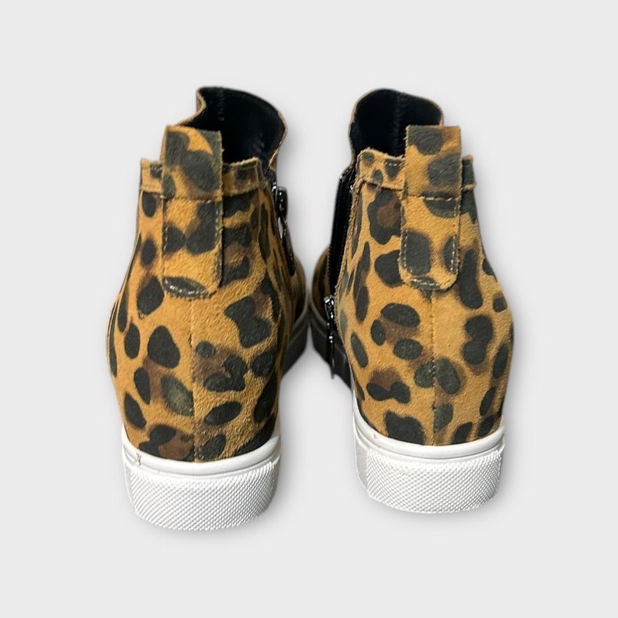 Blondo NEW Waterproof Hidden Wedge Suede Sneaker Boots Leopard 7 NW Size US 7 / IT 37 - 7 Thumbnail