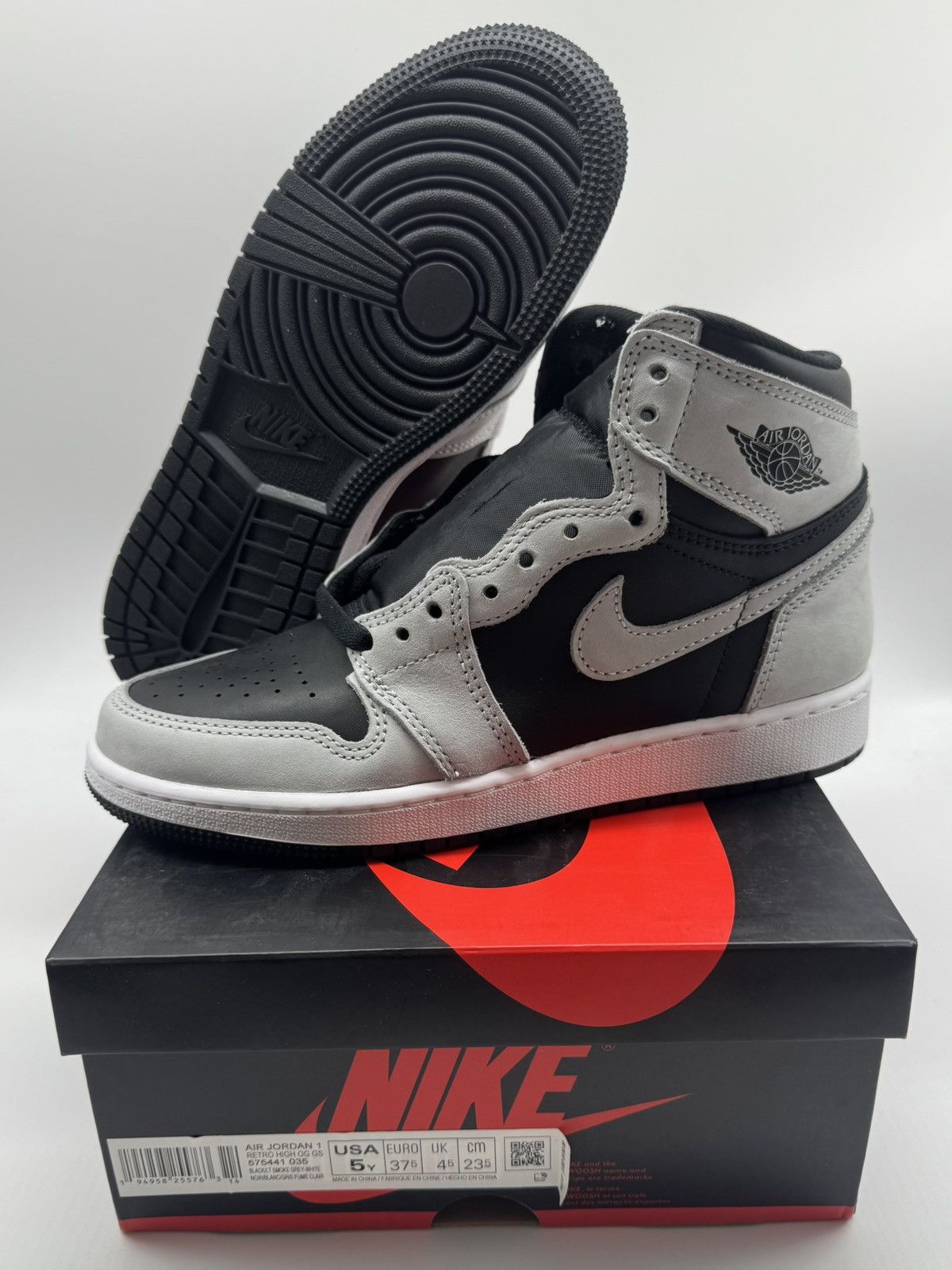 Nike Air Jordan 1 Retro High GS Shadow 2.0 Youth Size 5 (5Y)