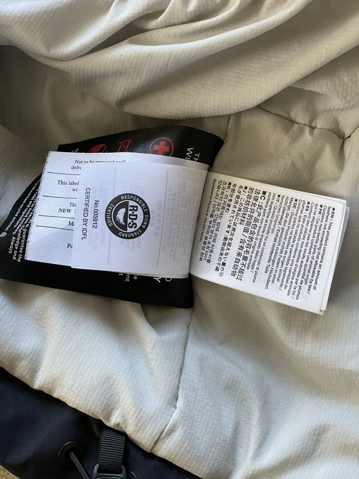 Arc'teryx × Goretex Arcteryx MACAI LT ORCA JACKET MENS Size US M / EU 48-50 / 2 - 7 Thumbnail