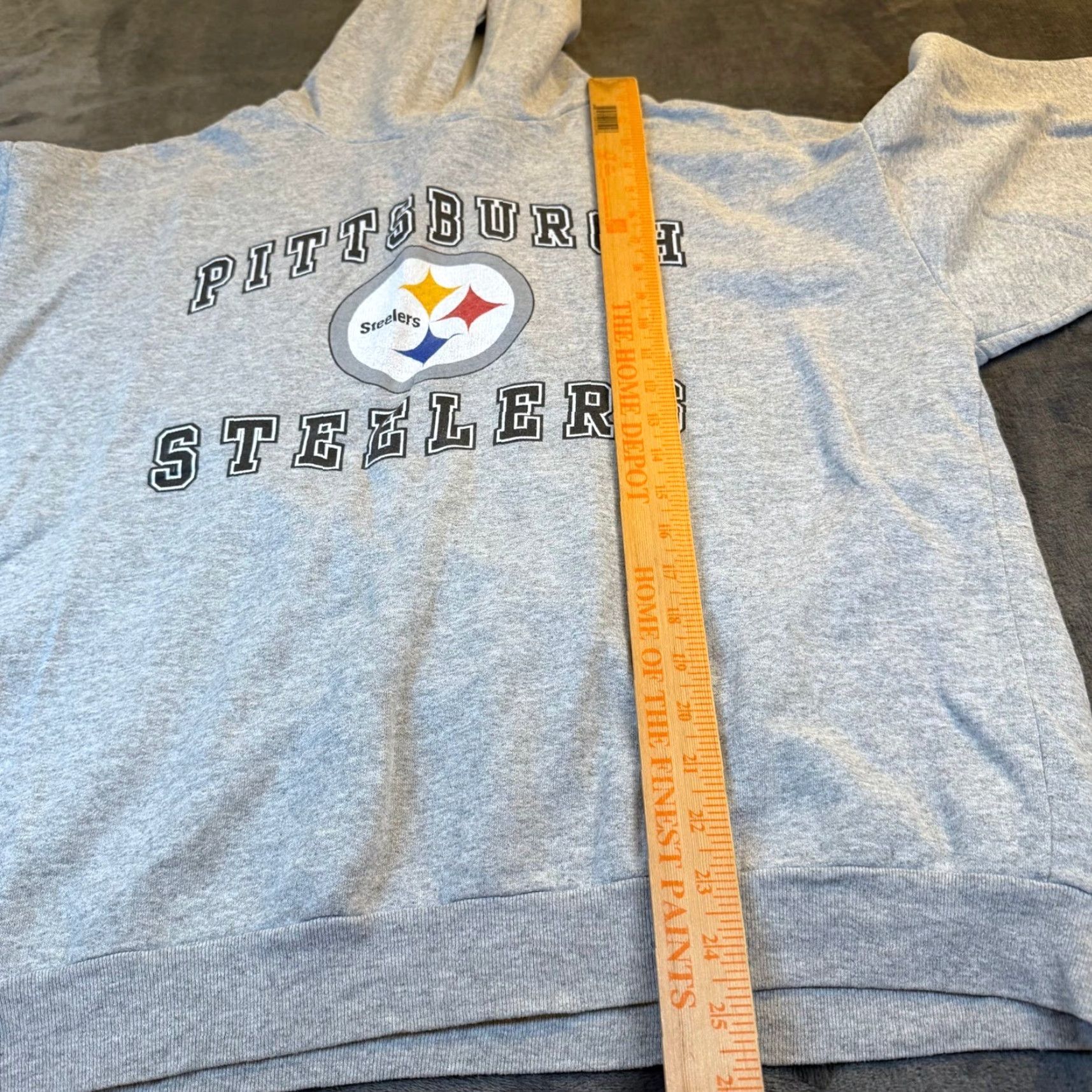 NFL VINTAGE Pittsburgh Steelers NFL Gray Hoodie Sweatshirt NFL Mens XL Sweatshirt Gray NFL Pullover Hooded Graphic Print Home Team Sports Mens XL Size US XL / EU 56 / 4 - 6 Thumbnail