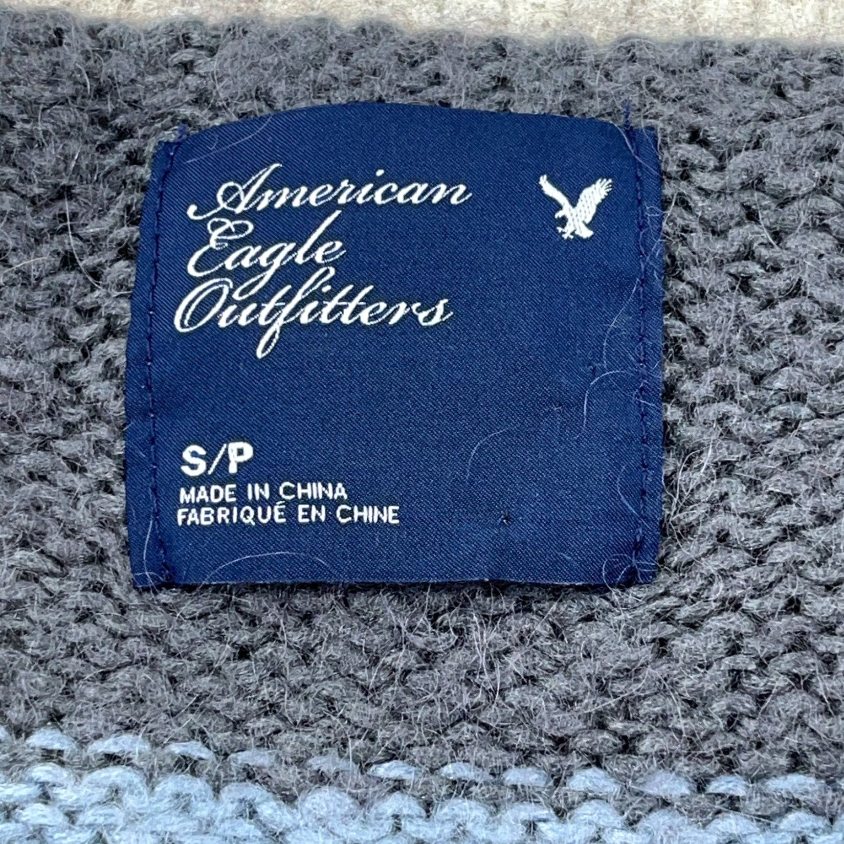 American Eagle Outfitters VINTAGE American Eagle Sweater Shirt Women S Gray Size S / US 4 / IT 40 - 2 Thumbnail