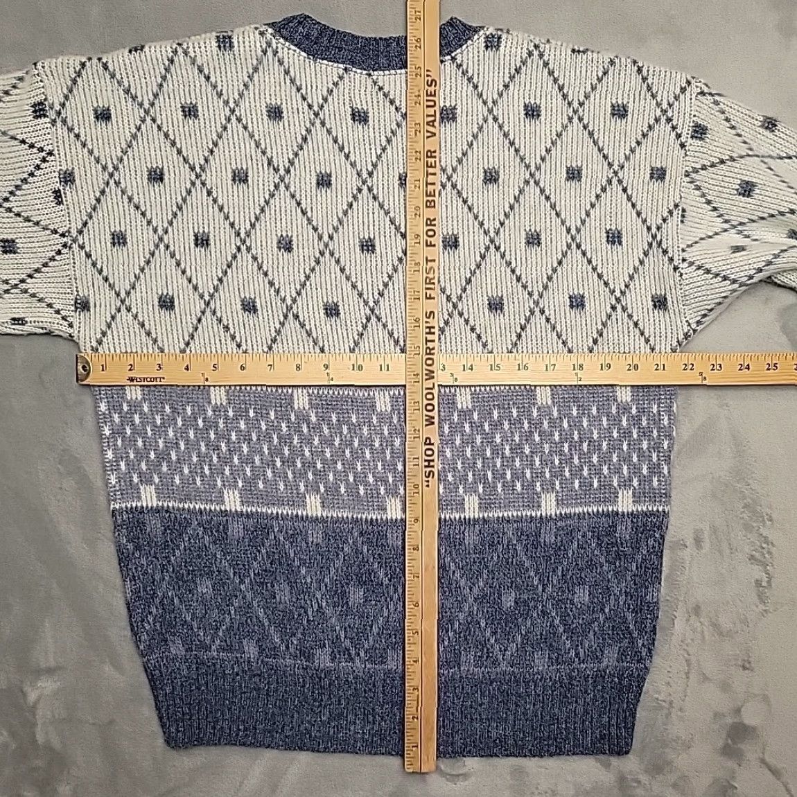London Fog VINTAGE London Fog Sweater Mens L Blue White Geometric Knit Grandpa Made USA Vintage Size US L / EU 52-54 / 3 - 8 Thumbnail