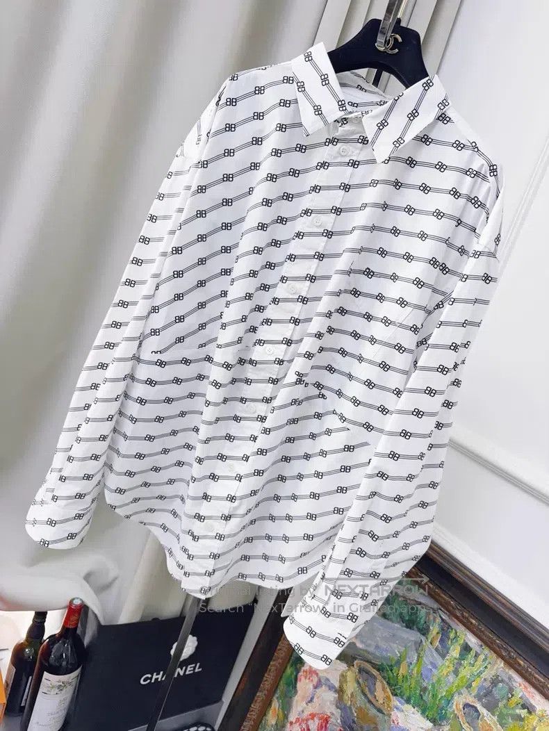 Balenciaga Balenciaga Black and White Color Logo Printed Loose Shirt Size XXS / US 00 / IT 34 - 1 Thumbnail