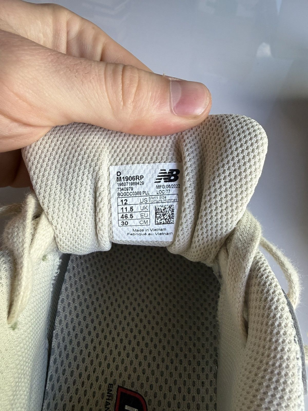 New Balance New Balance 1906R Size US 12 / EU 45 - 4 Thumbnail