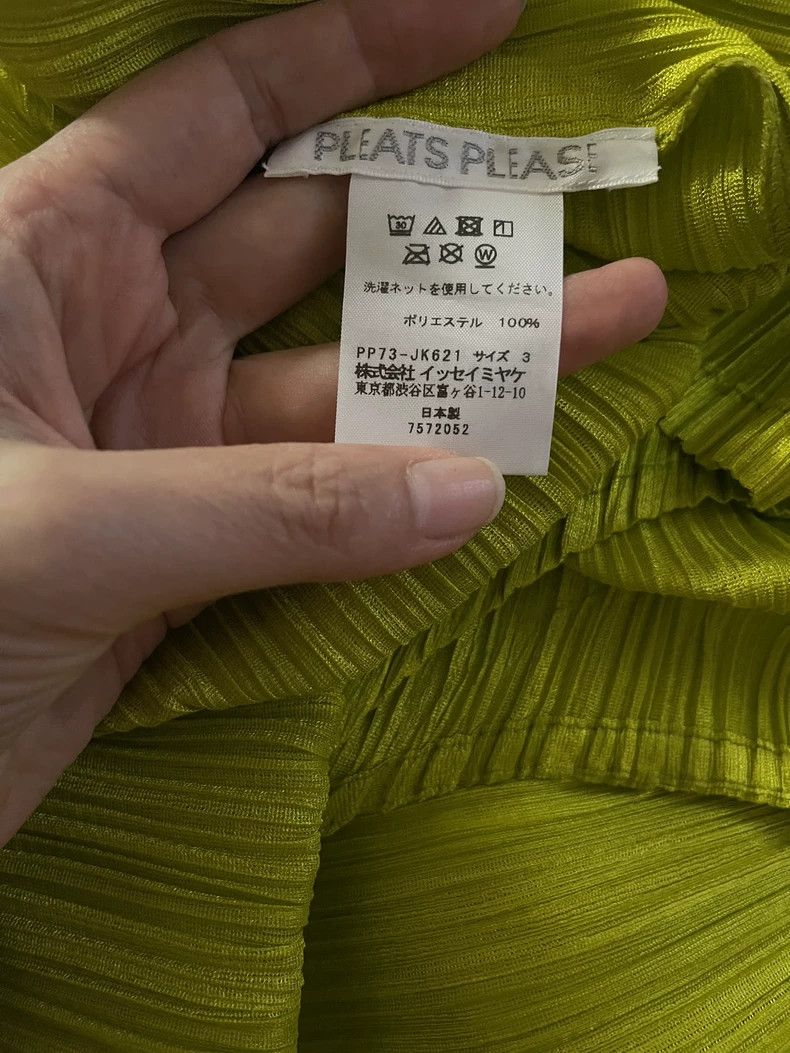 Other Issey Miyake Golden-green pleated top Size XS / US 0-2 / IT 36-38 - 7 Thumbnail