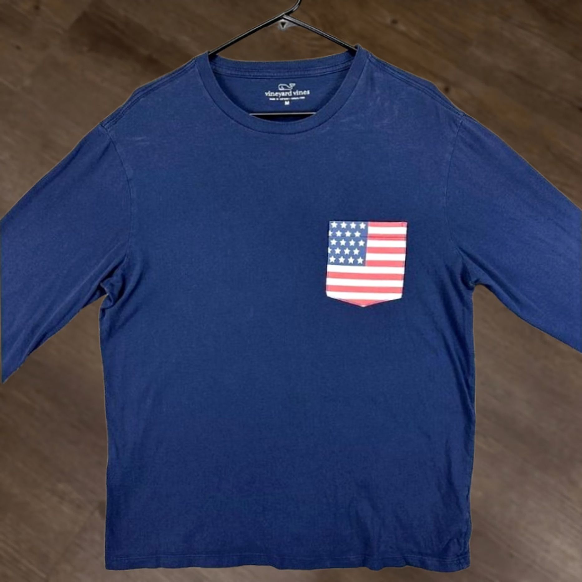 Vineyard Vines Vineyard Vines T-Shirt Long Sleeve Mens Medium Blue USA Flag Graphic Print Crew Neck Size US M / EU 48-50 / 2 - 1 Thumbnail