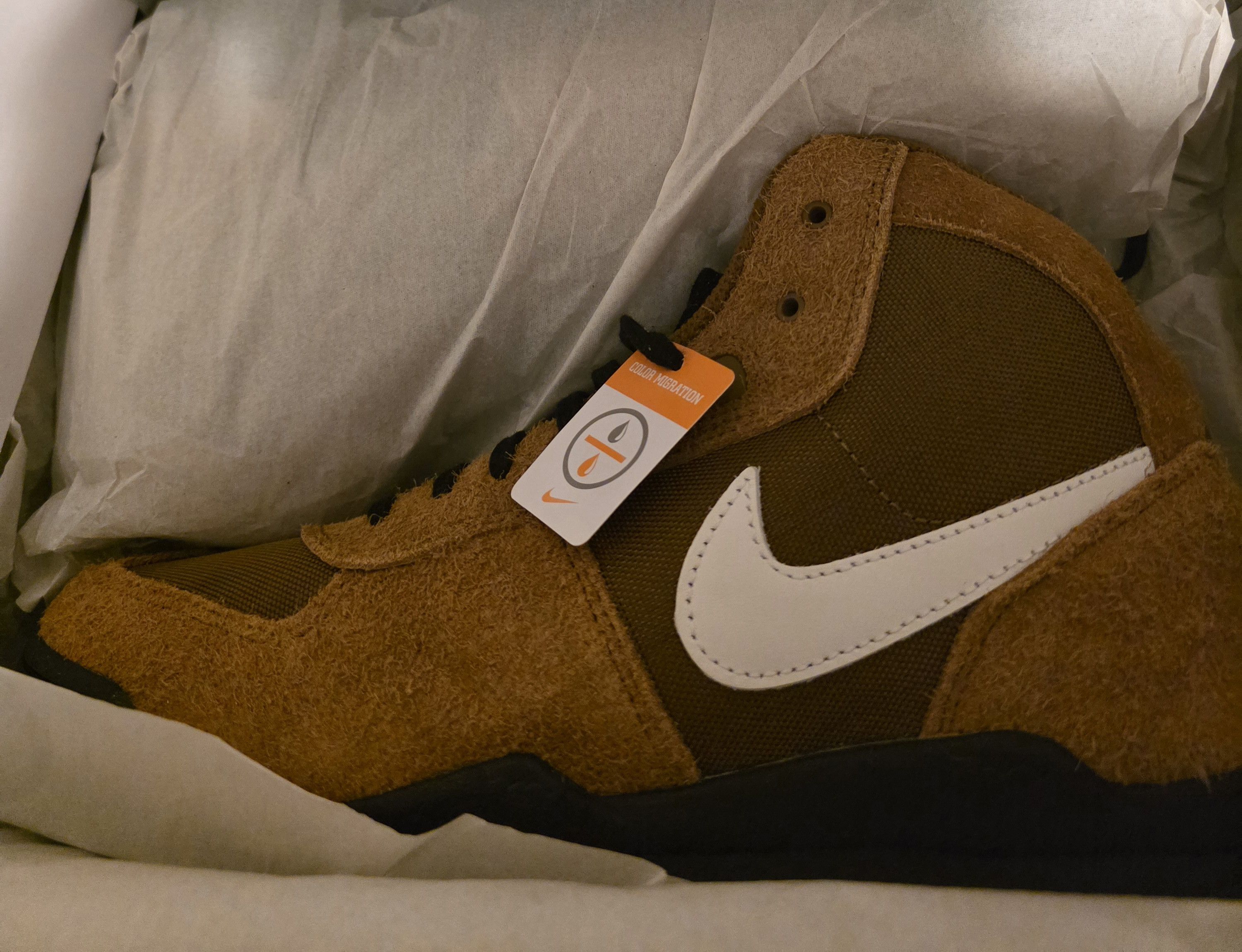 Nike × Stussy Nike Air Baltoro Stüssy Light British Tan Size US 11 / EU 44 - 8 Thumbnail