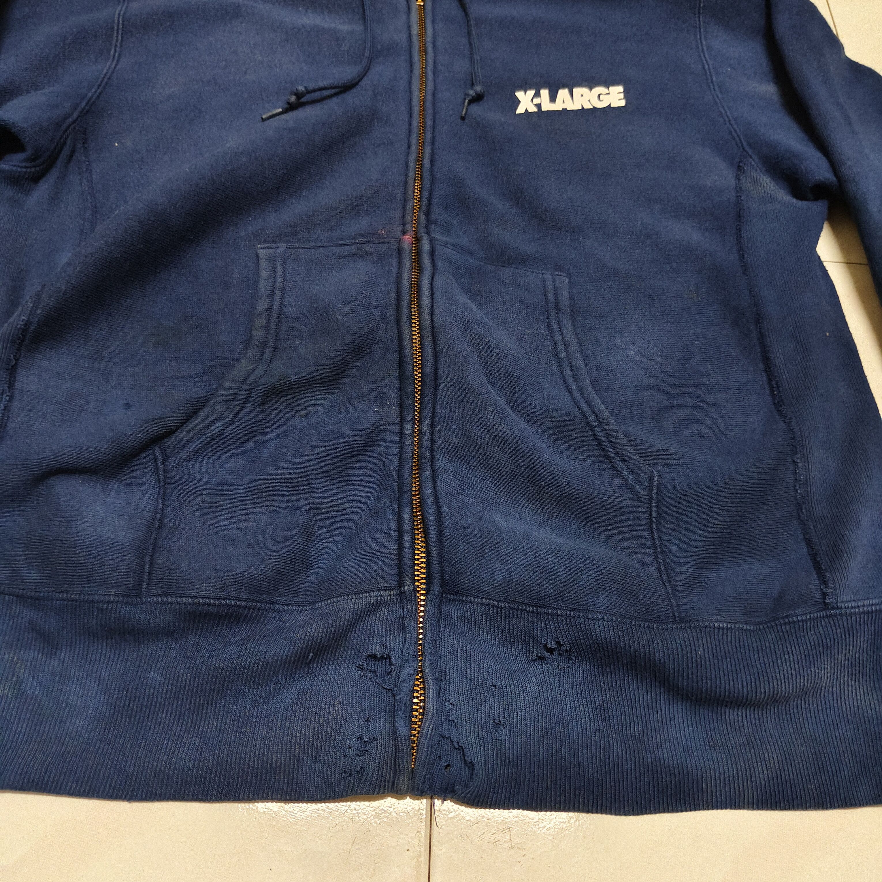 Champion × X-LARGE 90s X LARGE X CHAMPION Distressed Hoodie Size US L / EU 52-54 / 3 - 11 Thumbnail