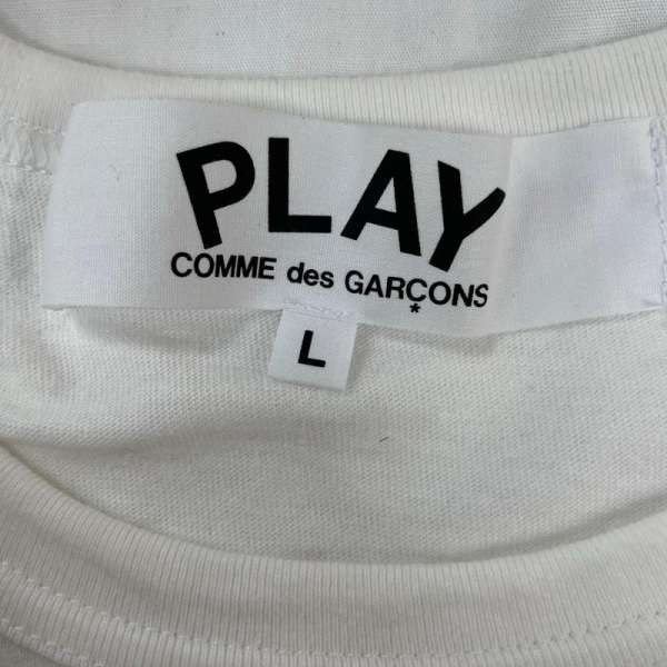 Comme des Garcons PLAY T-Shirts Cotton Short Sleeve Embroidered Heart White Size US L / EU 52-54 / 3 - 8 Thumbnail