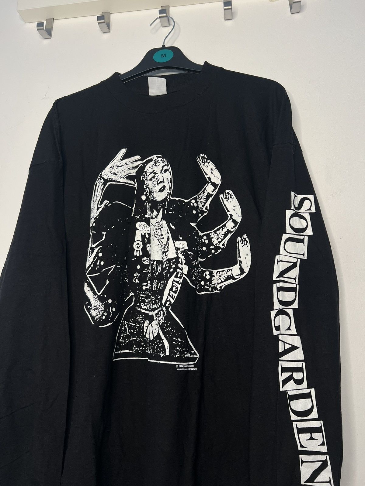 【SATIIIZ】Sound Garden Dying Long Sleeve T-Shirt Soundgarden Long Sleeve T-Shirts for Sale | TeePublic