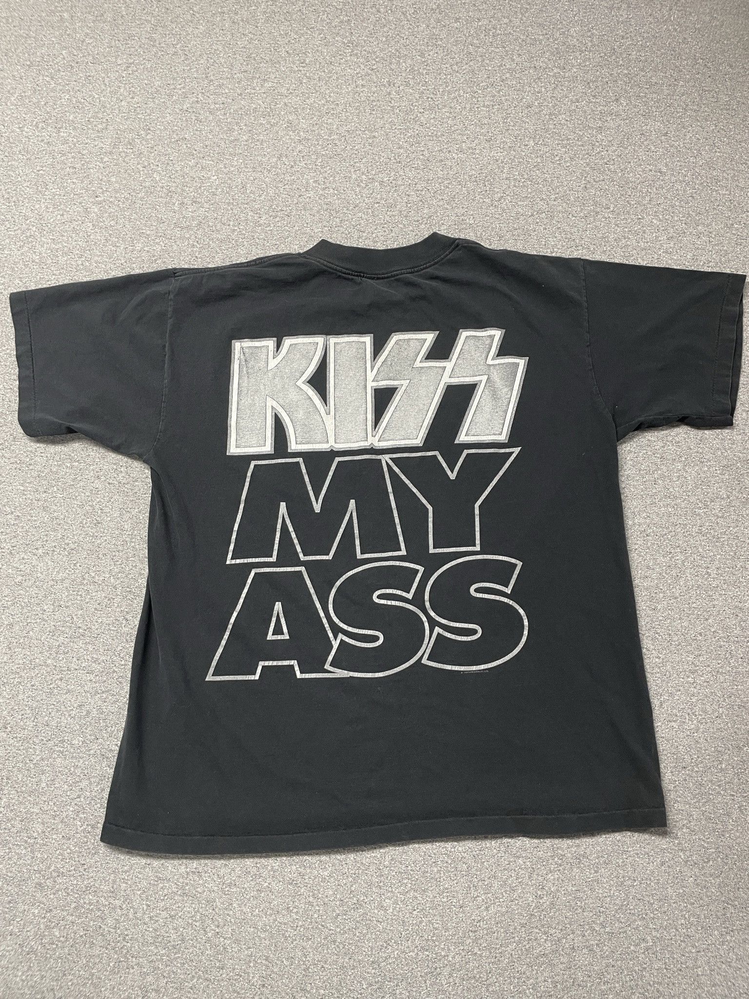 All Sport Vintage 1990s Kiss My Ass Graphic T-Shirt Black Size US XL / EU 56 / 4 - 2 Thumbnail
