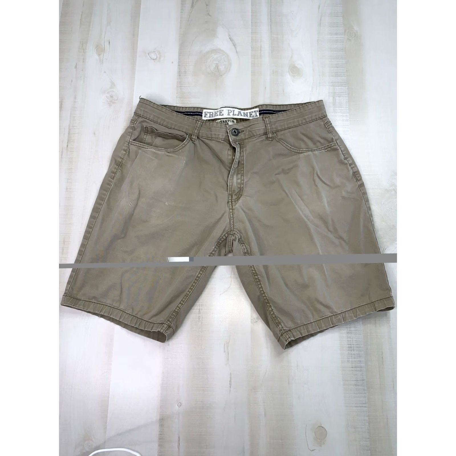 Vintage VINTAGE Free Planet Bermuda Shorts Mens 36 Beige Distressed 90s Size US 36 / EU 52 - 3 Thumbnail