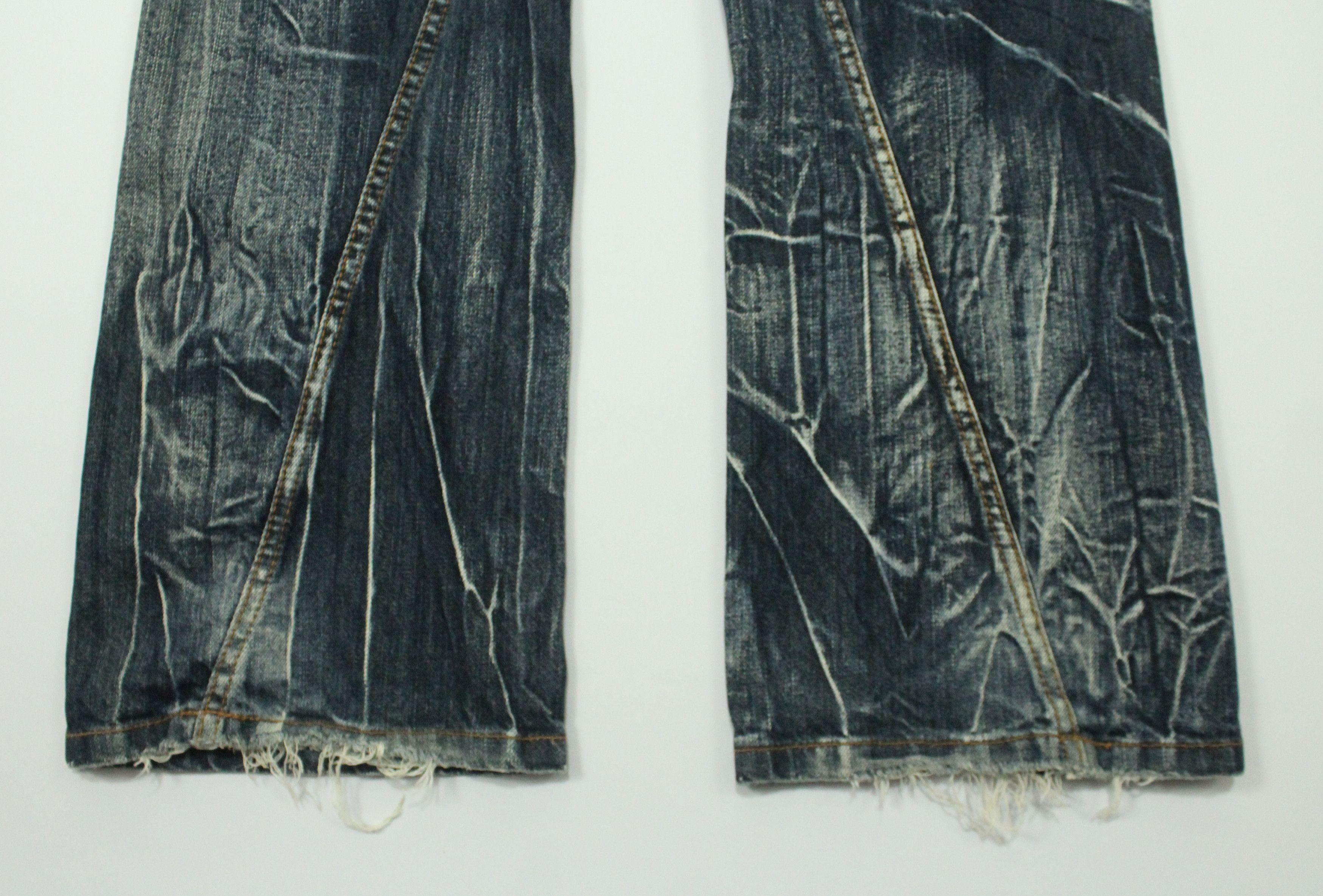 Japanese Brand Flared 🔥 NYLAUS Clothing Denim Spiral Cut Claw Mark Denim Size US 32 / EU 48 - 22 Thumbnail