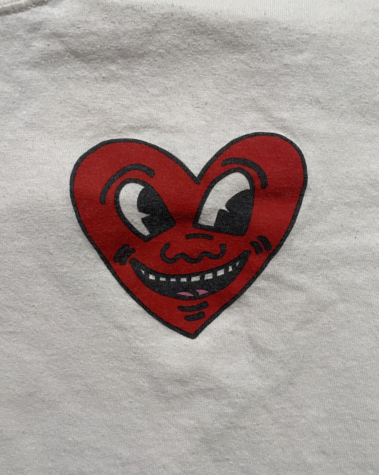 Keith Haring Keith Haring Heart T-Shirt Medium Size US M / EU 48-50 / 2 - 2 Thumbnail