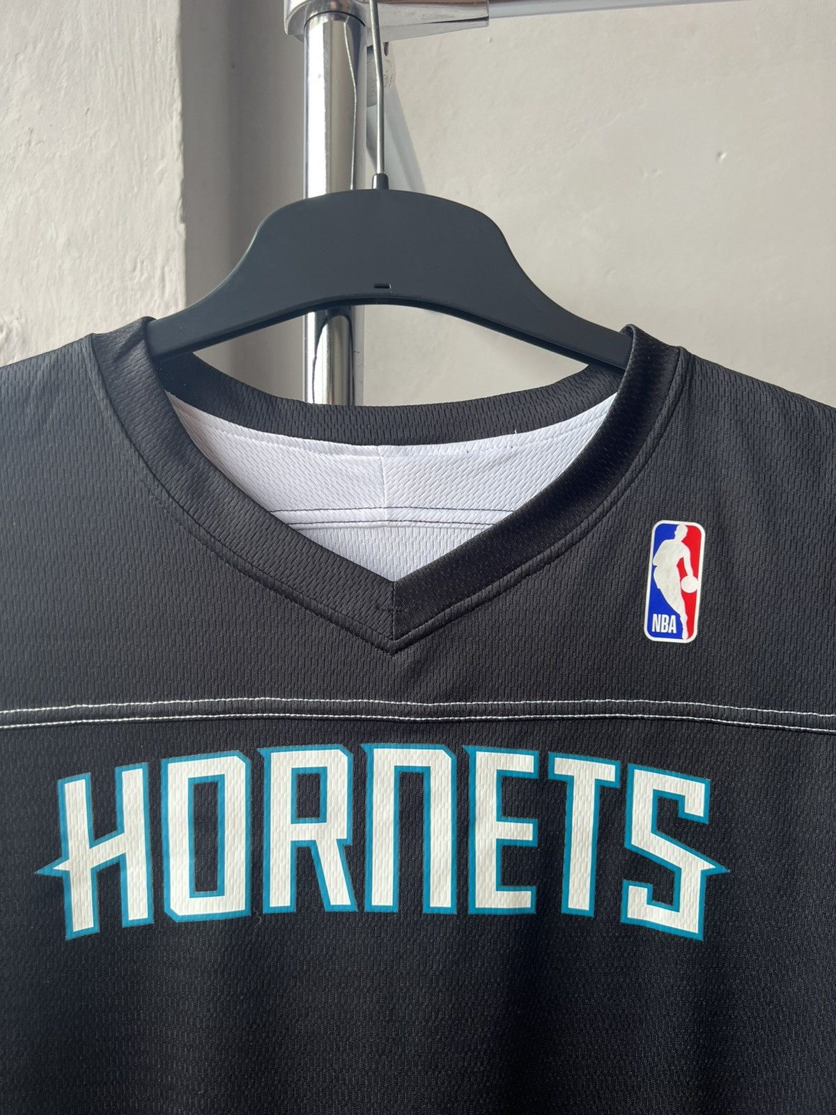 NBA 2020 Charlotte Hornets Alleson Athletic basketball jersey Size US L / EU 52-54 / 3 - 11 Thumbnail